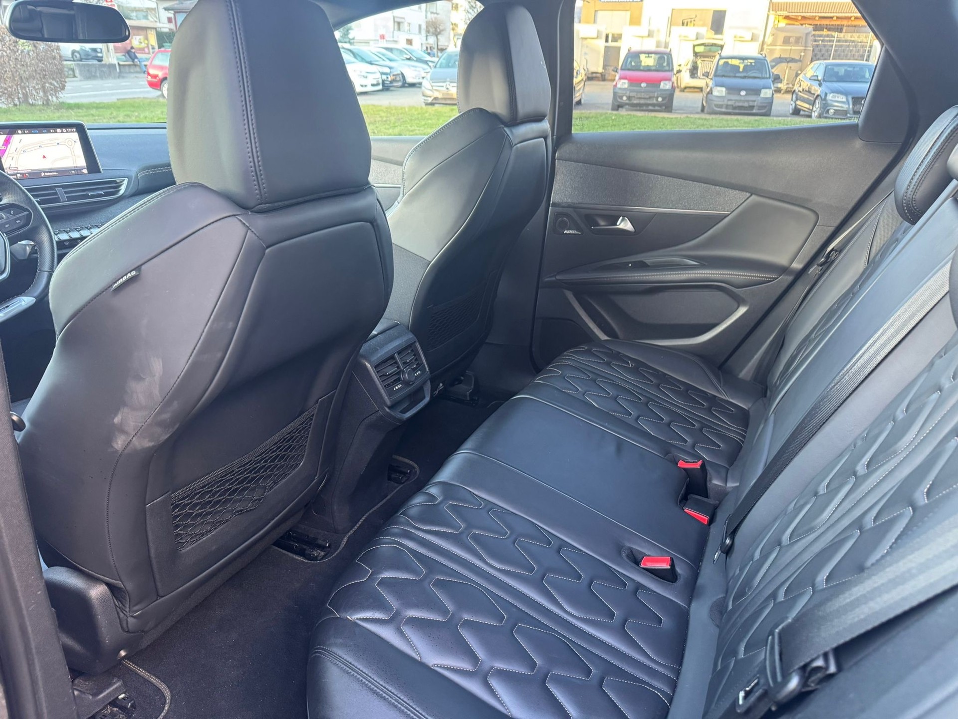 PEUGEOT 3008 1.6 THP GT Line EAT-image-5