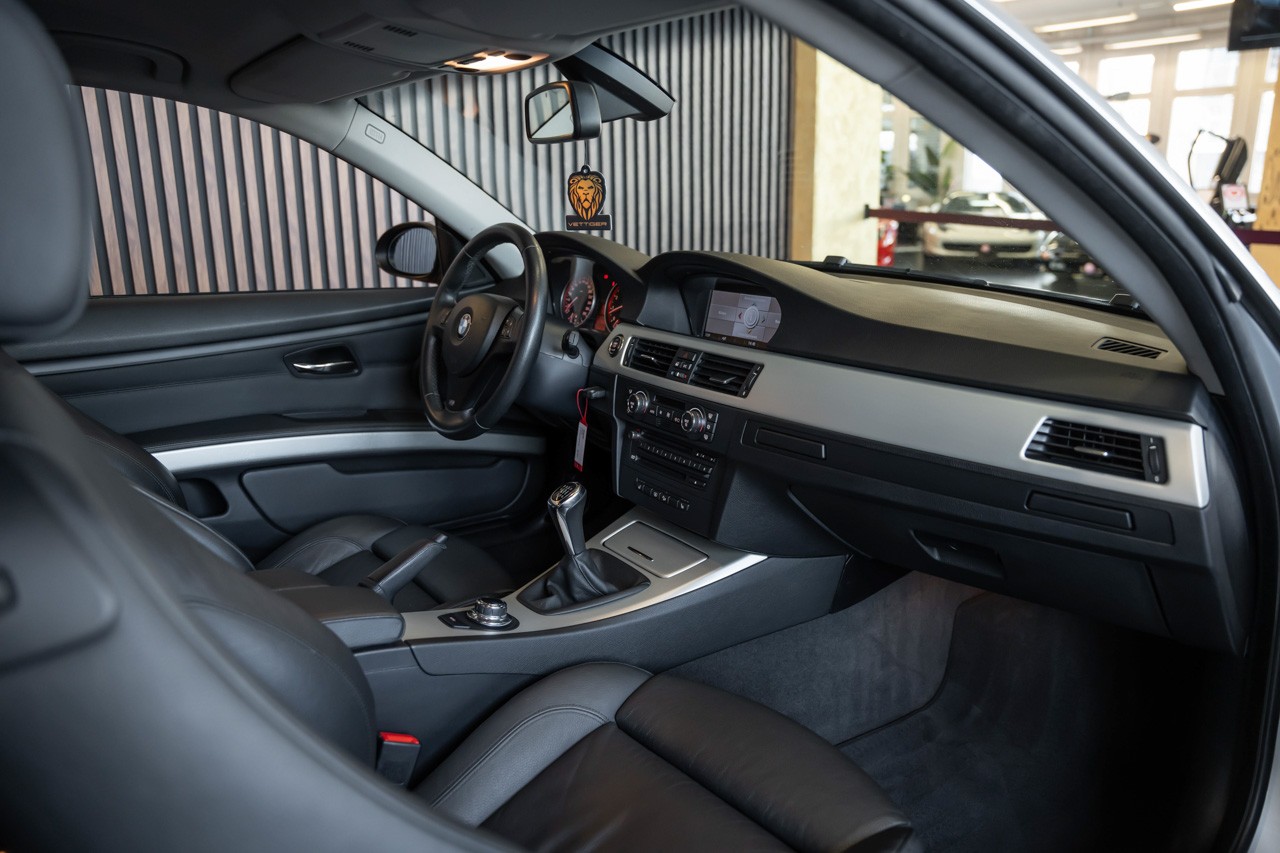BMW 335i xDrive Coupé M Paket-image-15