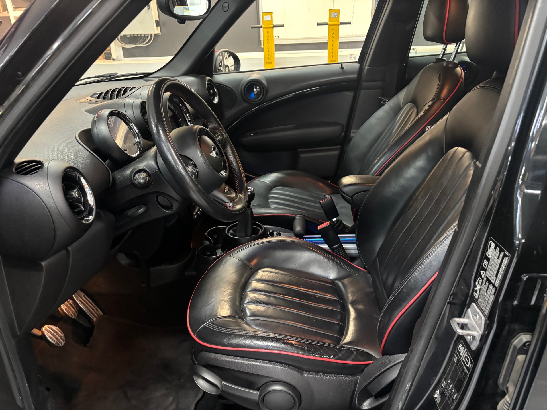 MINI Countryman John Cooper Works ALL4-image-8