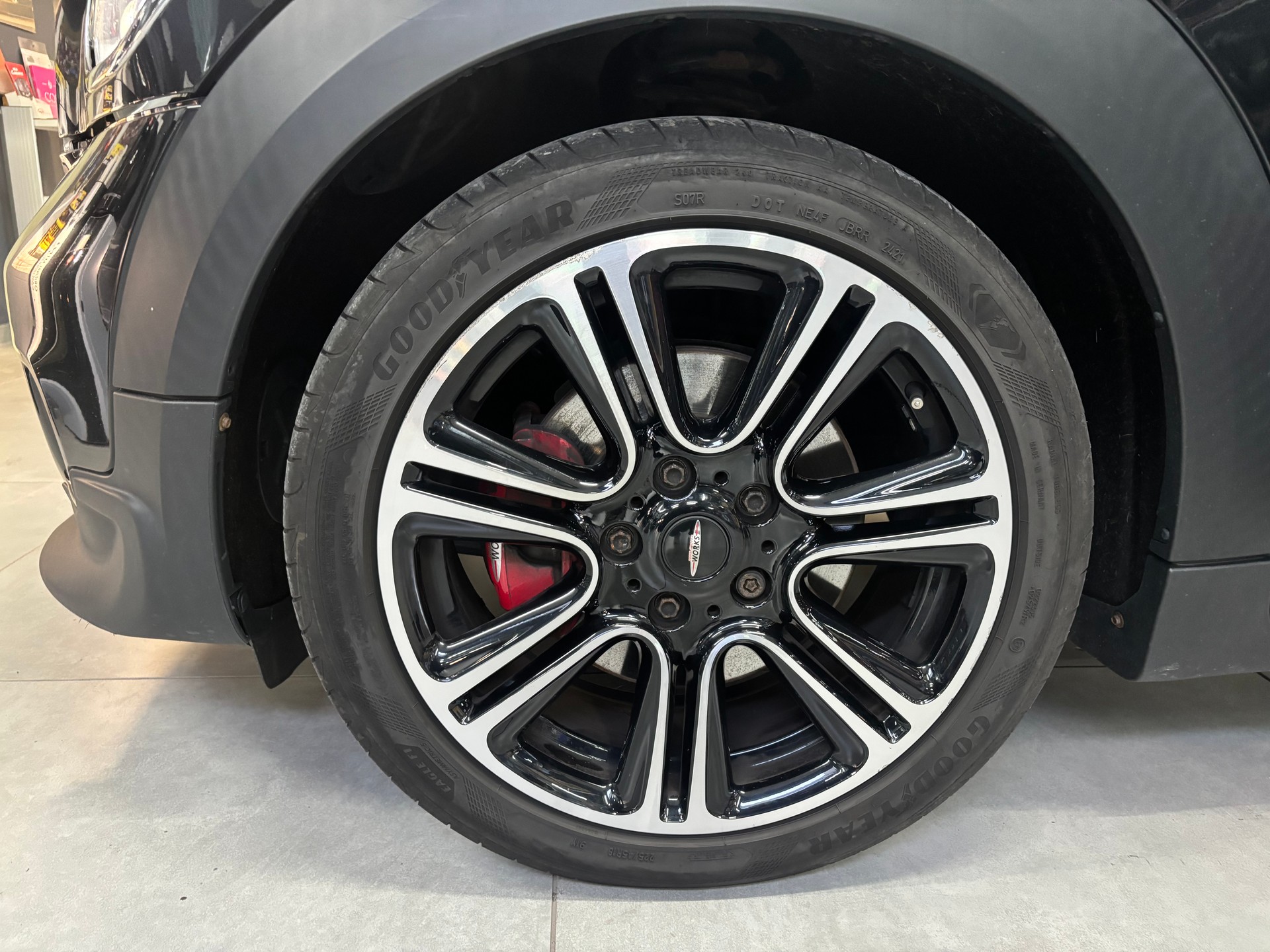 MINI Countryman John Cooper Works ALL4-image-15
