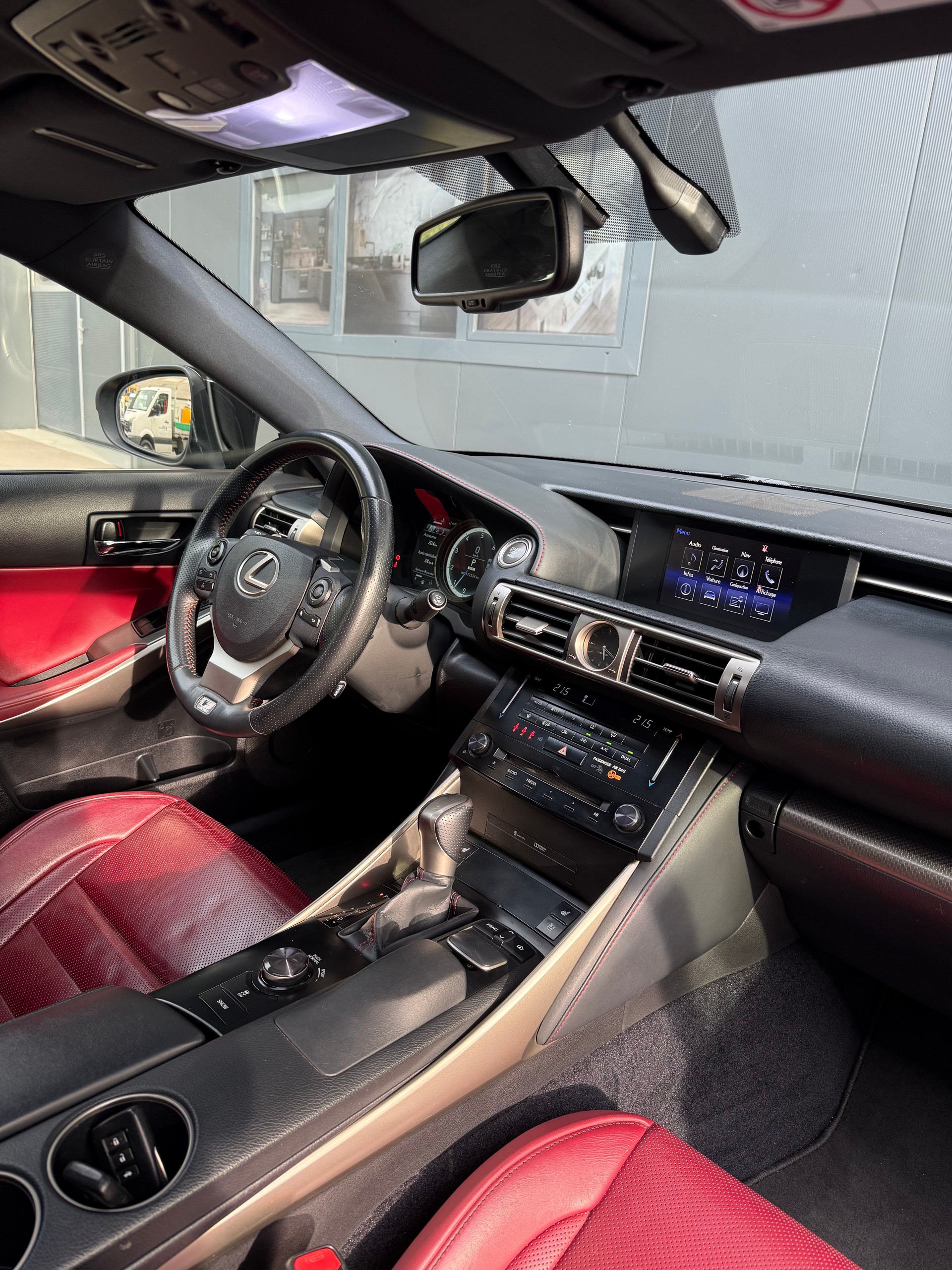 LEXUS IS 250 F-Sport Automatic-image-11