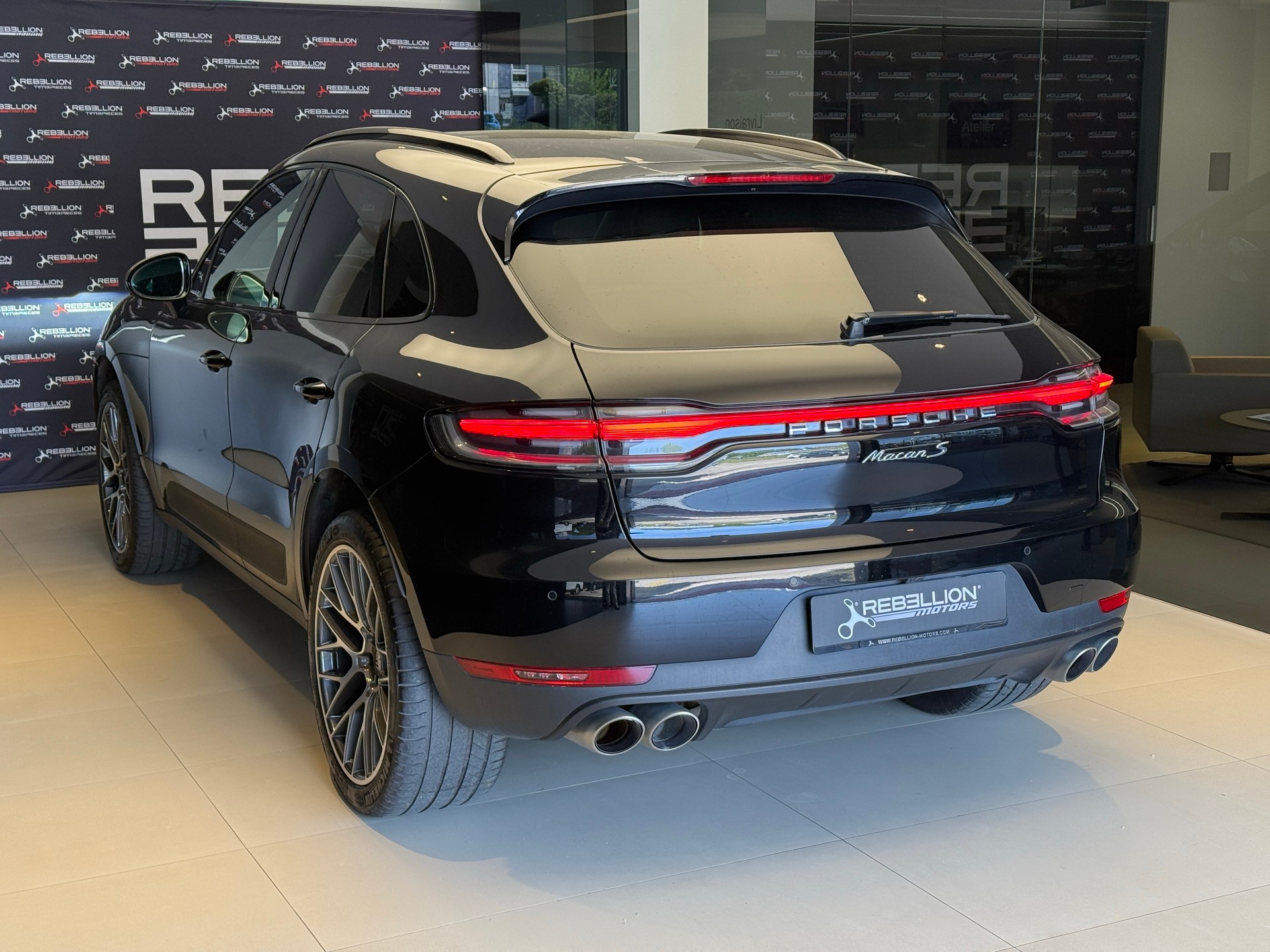 PORSCHE Macan S PDK-image-5