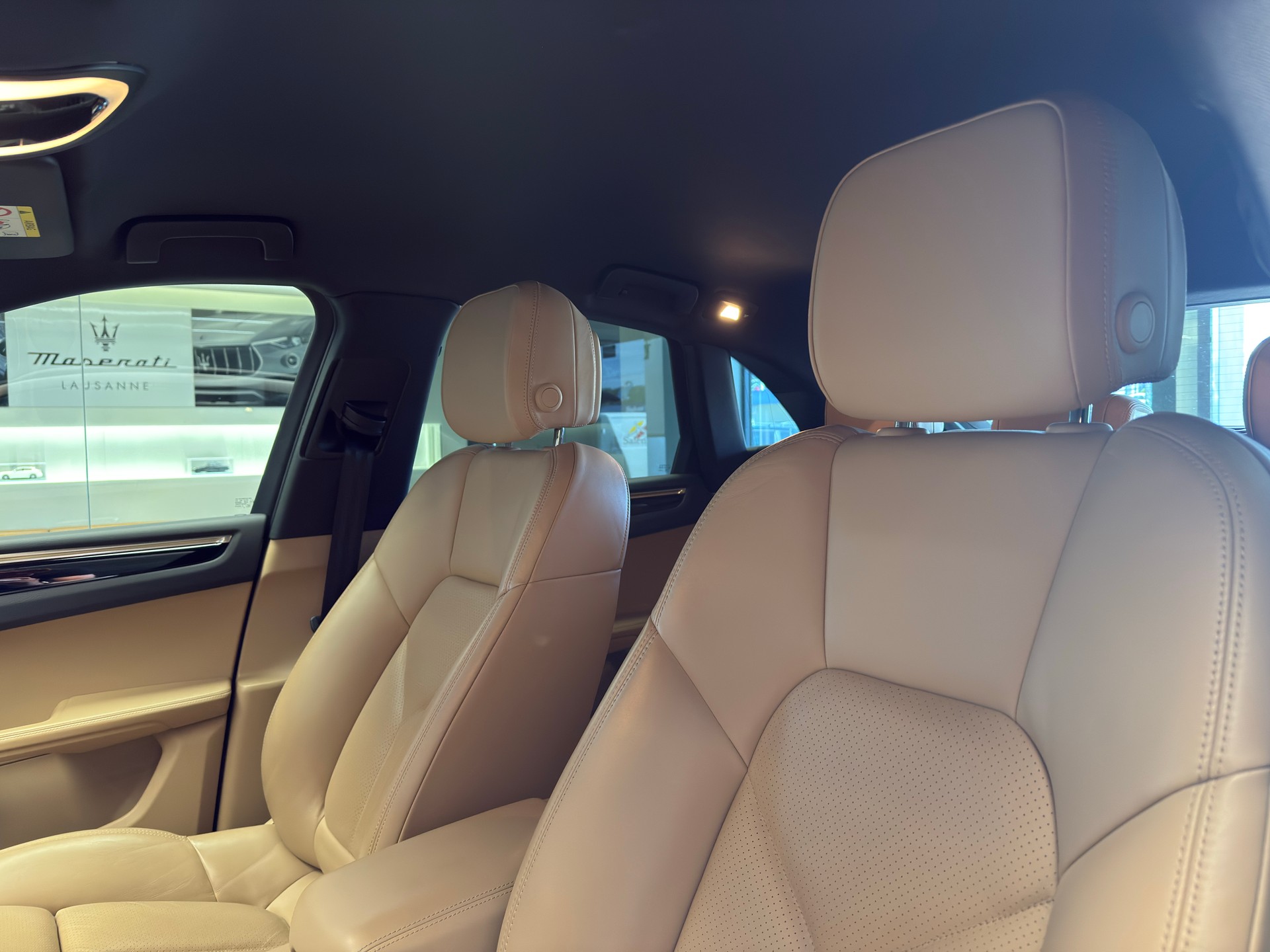 PORSCHE Macan S PDK-image-11