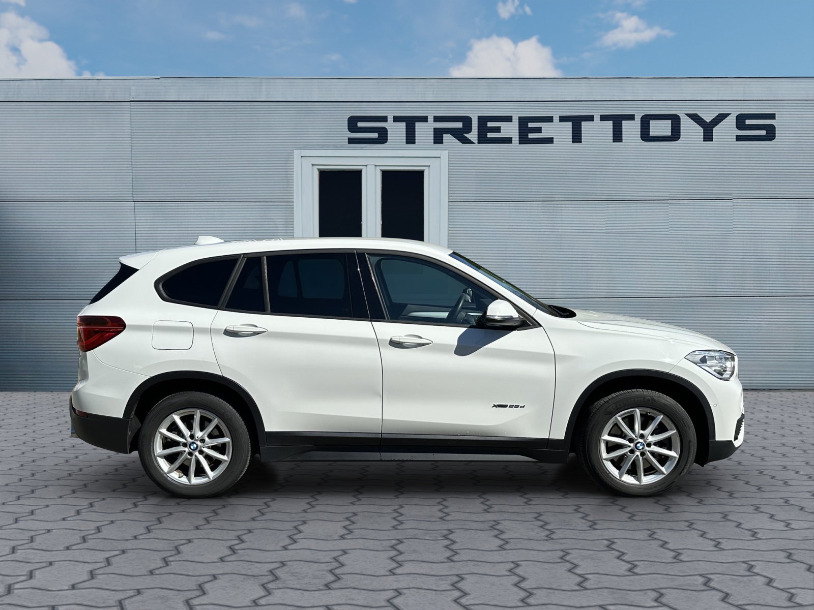 BMW X1 xDrive 25d Steptronic-image-1