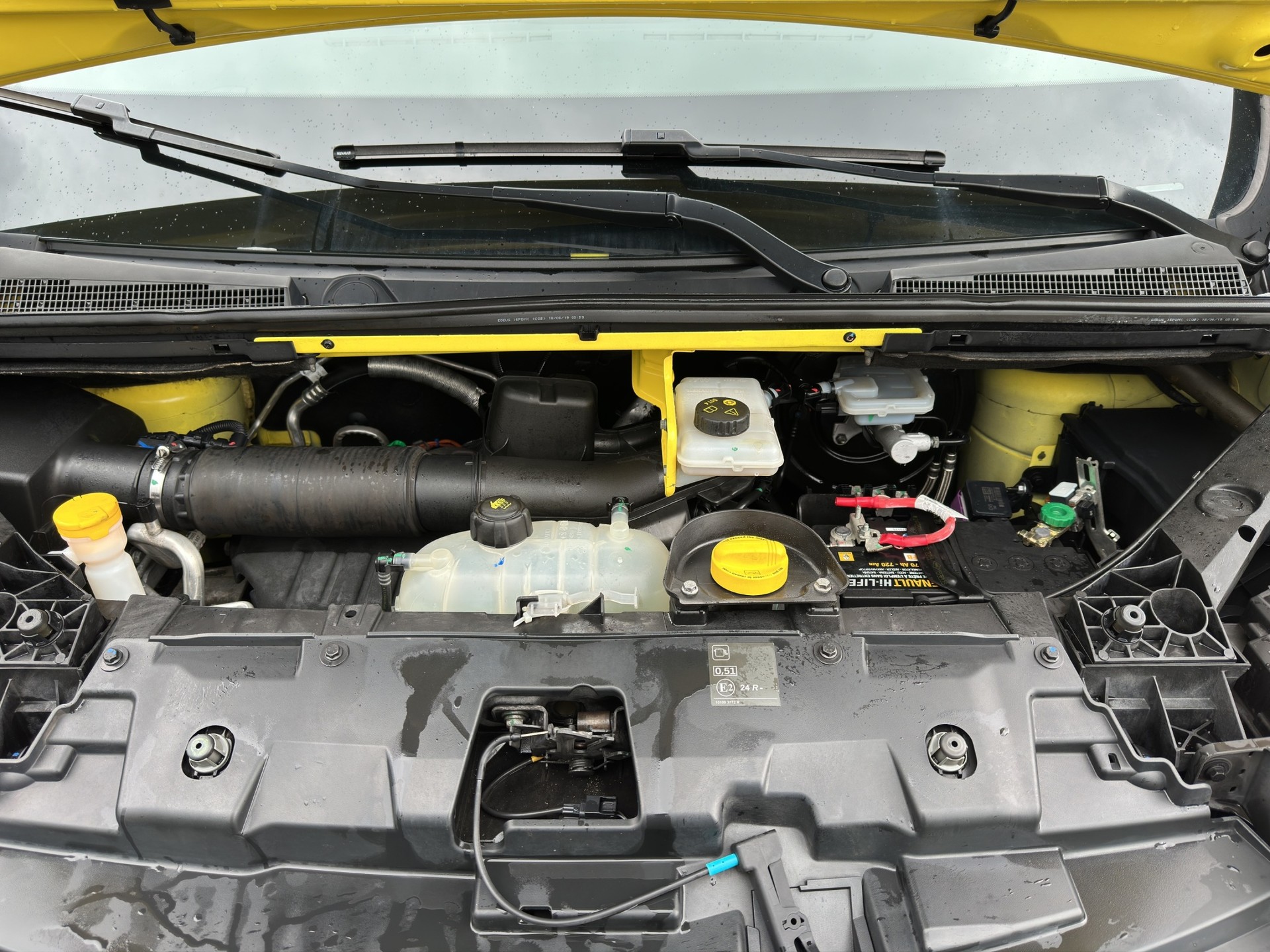RENAULT 2.0dCi 145 Kasten-image-17