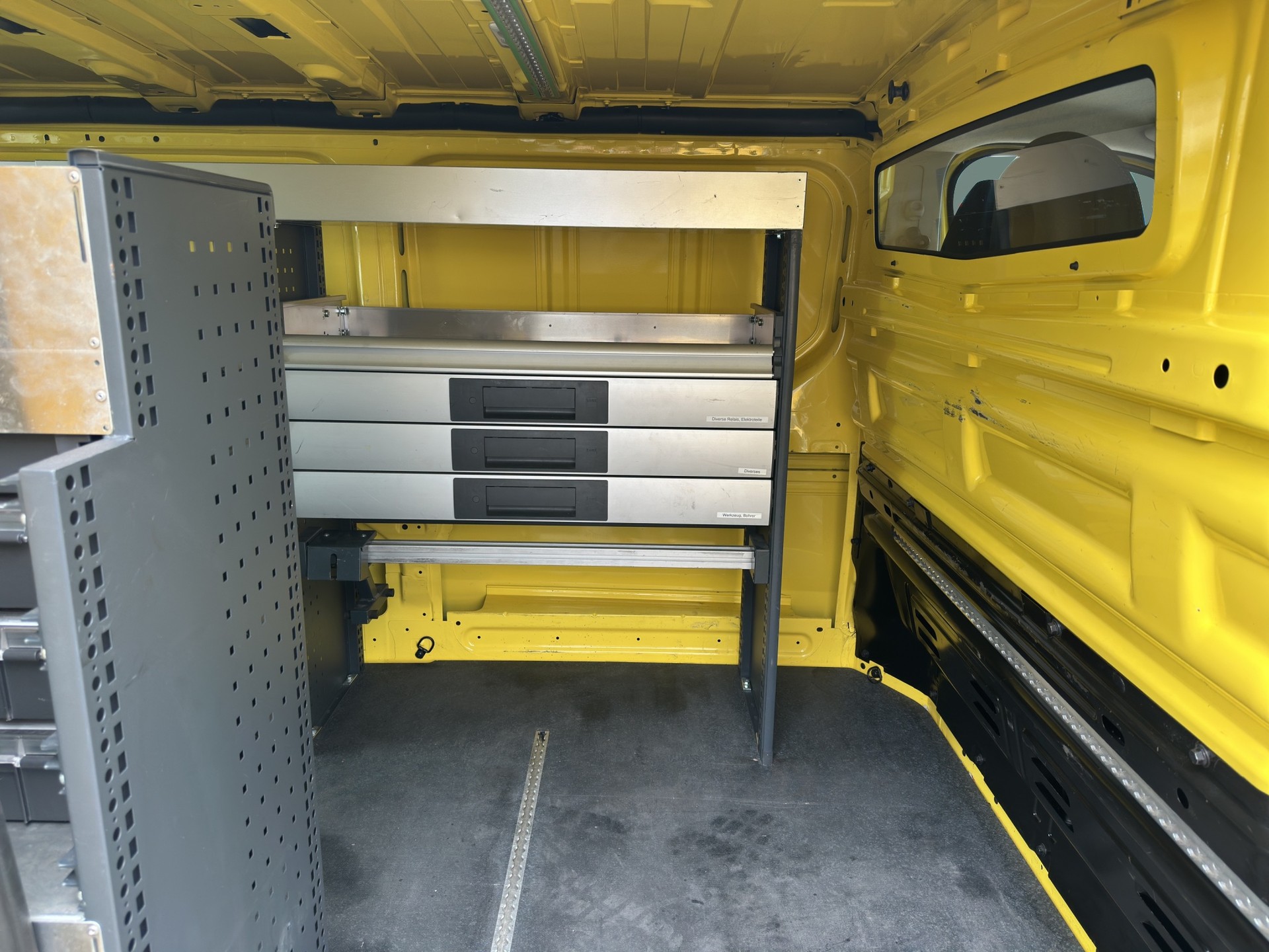 RENAULT 2.0dCi 145 Kasten-image-15