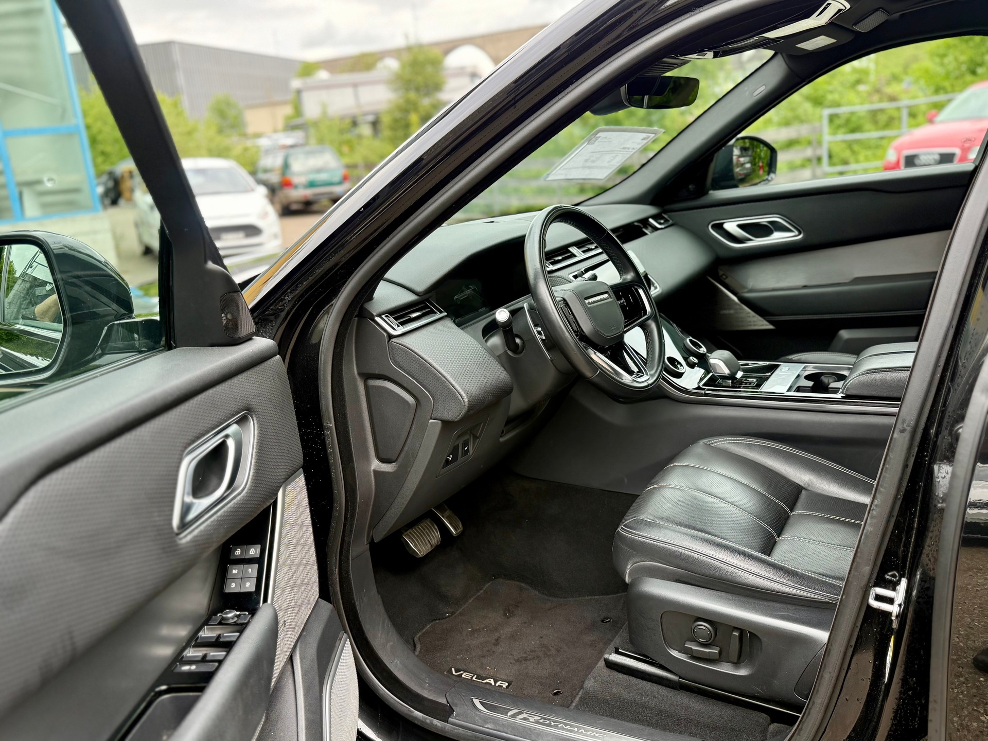 LAND ROVER Range Rover Velar R-Dynamic P 250 HSE Automatic-image-8