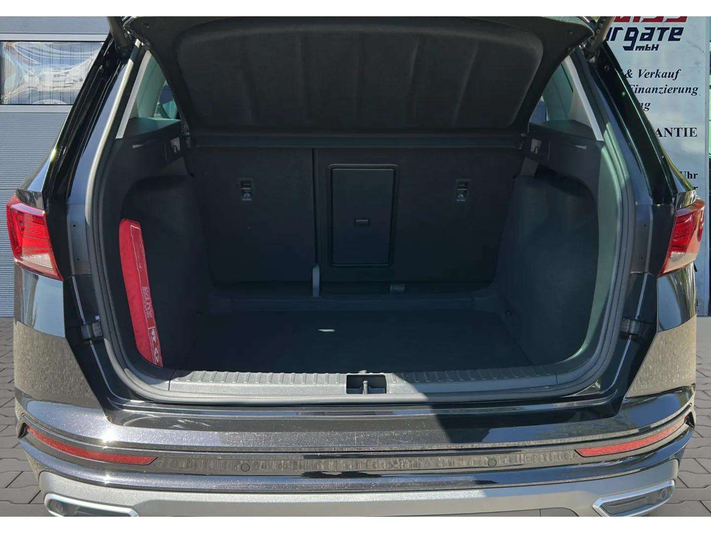 SEAT Ateca 1.5 TSI EVO DSG FR mit AHK & Rückfahrkamera + Werksgarantie-image-14