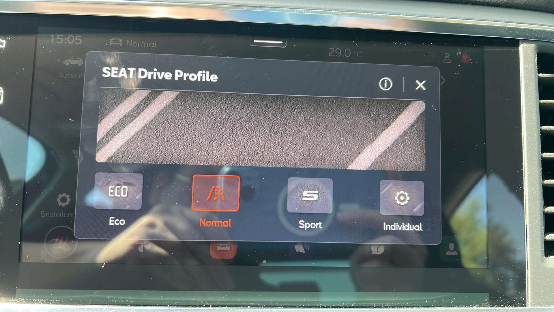 SEAT Ateca 1.5 TSI EVO DSG FR mit AHK & Rückfahrkamera + Werksgarantie-image-19