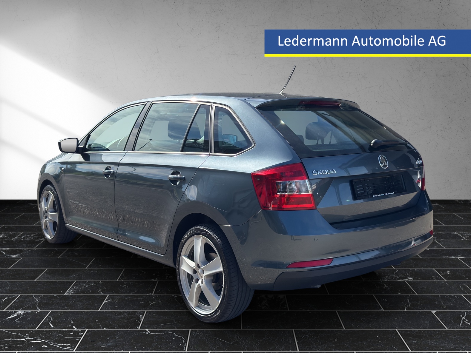 SKODA Rapid Spaceback 1.4 TSI Ambition DSG-showroom-element-2