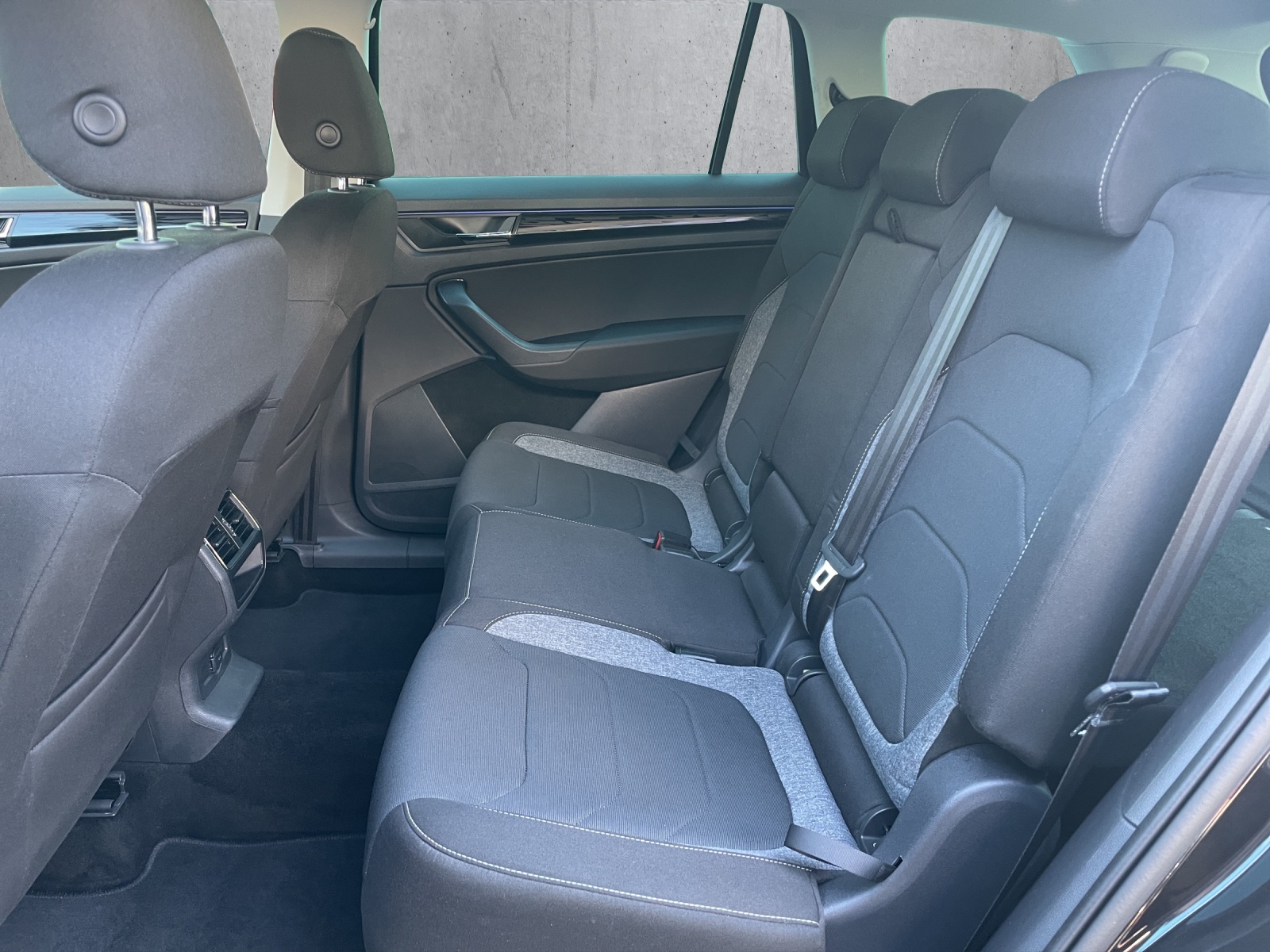 SKODA Kodiaq 2.0 TSI DSG Drive 4x4-image-13