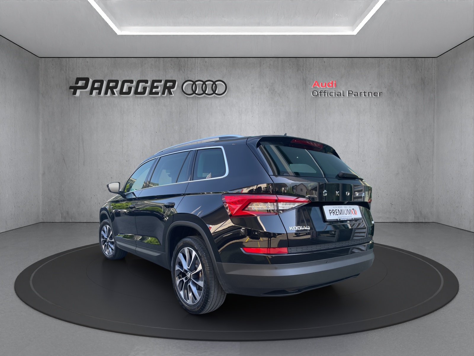 SKODA Kodiaq 2.0 TSI DSG Drive 4x4-image-4