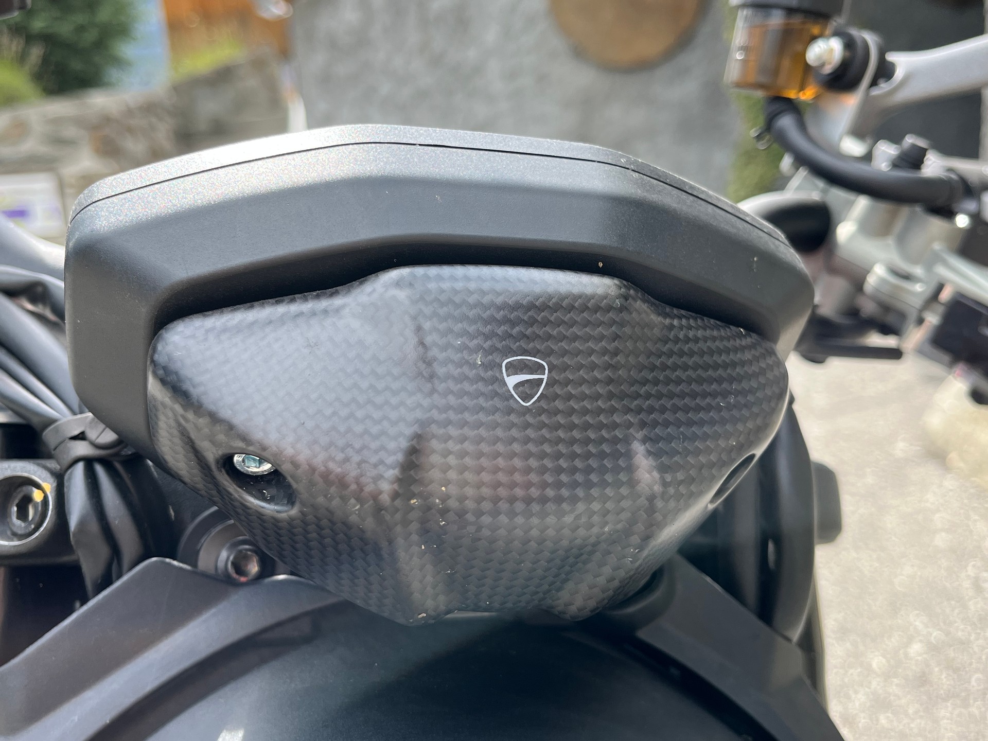 DUCATI 4 jours ! Monster + 937 Dark Staealth-image-4
