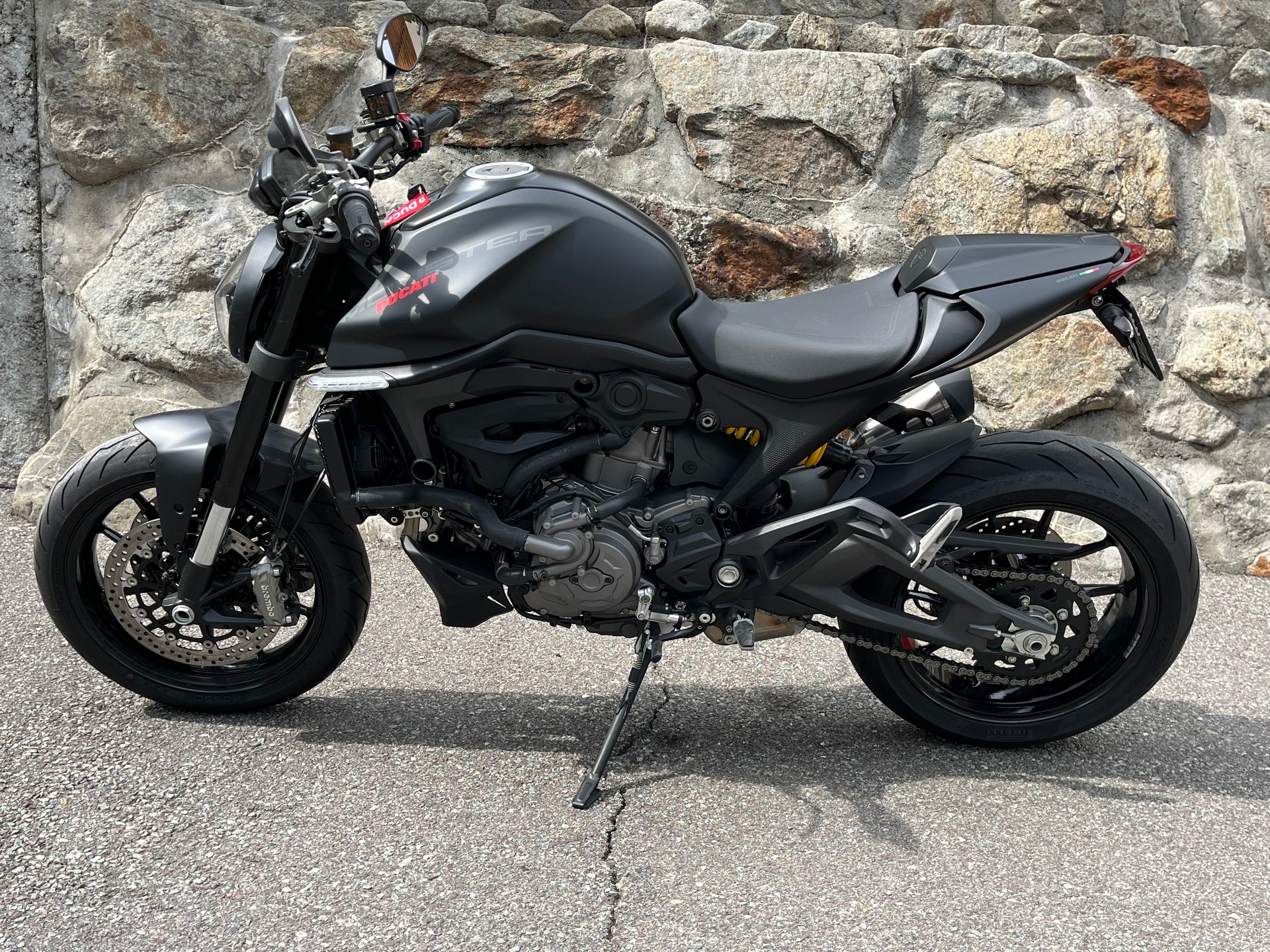 DUCATI 4 jours ! Monster + 937 Dark Staealth-image-1