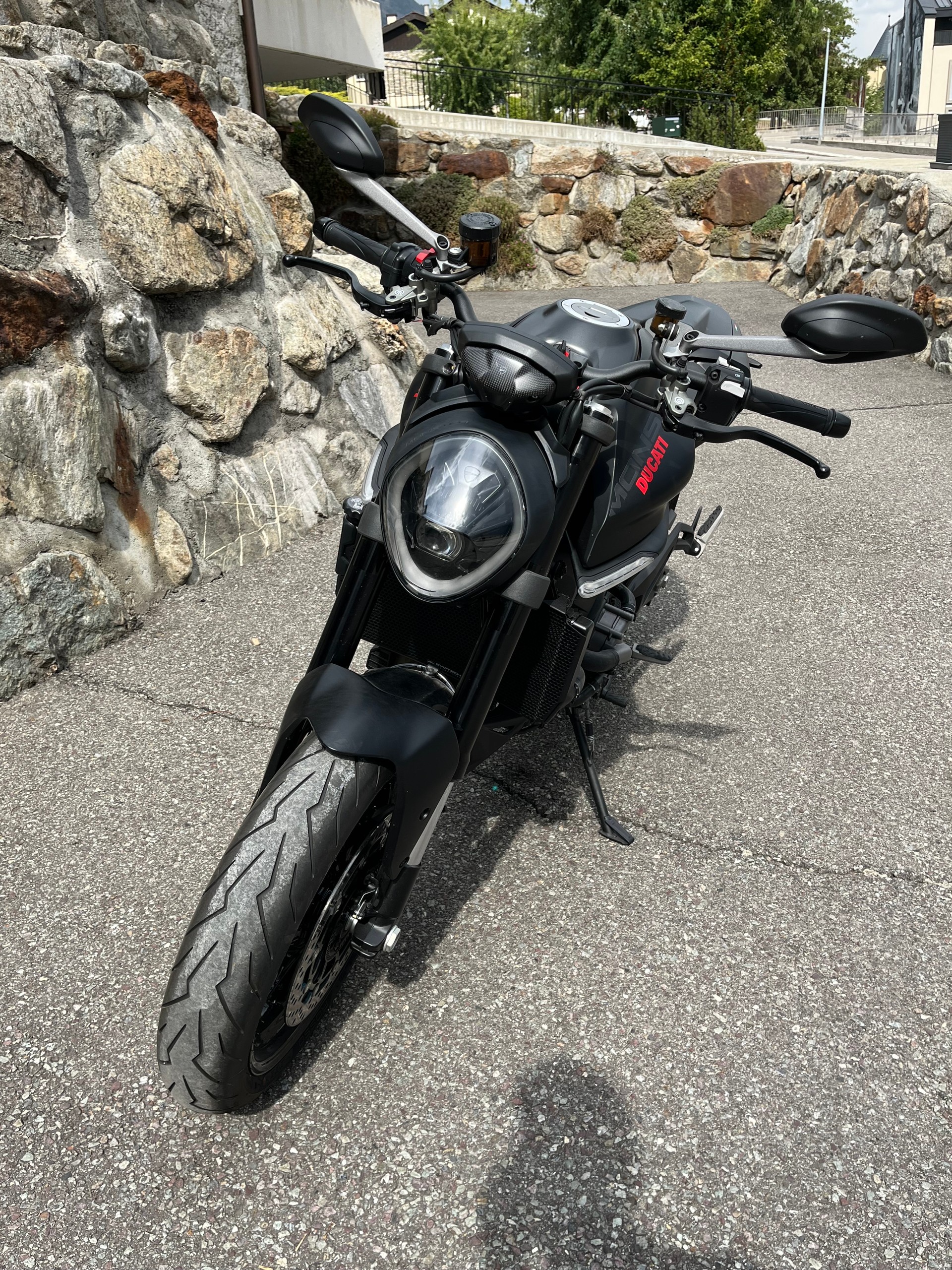 DUCATI 4 jours ! Monster + 937 Dark Staealth-image-3