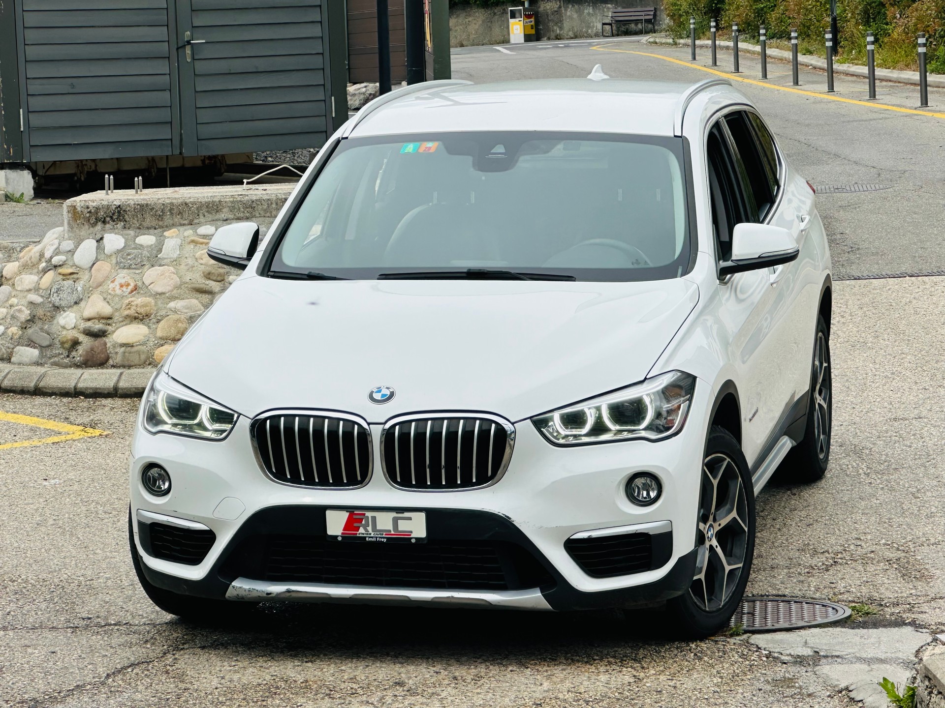 BMW X1 sDrive 18i xLine Steptronic DSK-image-0