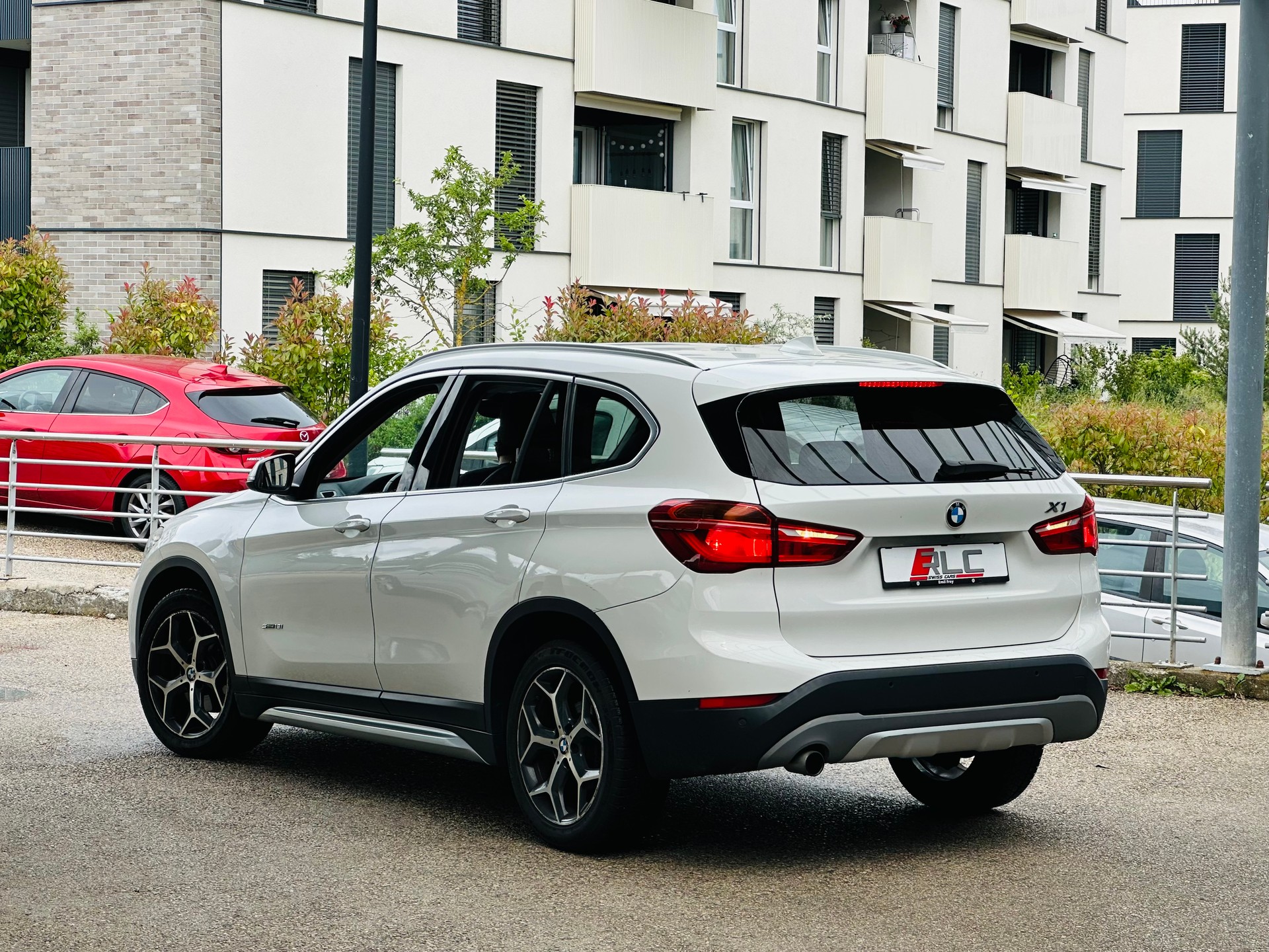 BMW X1 sDrive 18i xLine Steptronic DSK-image-7