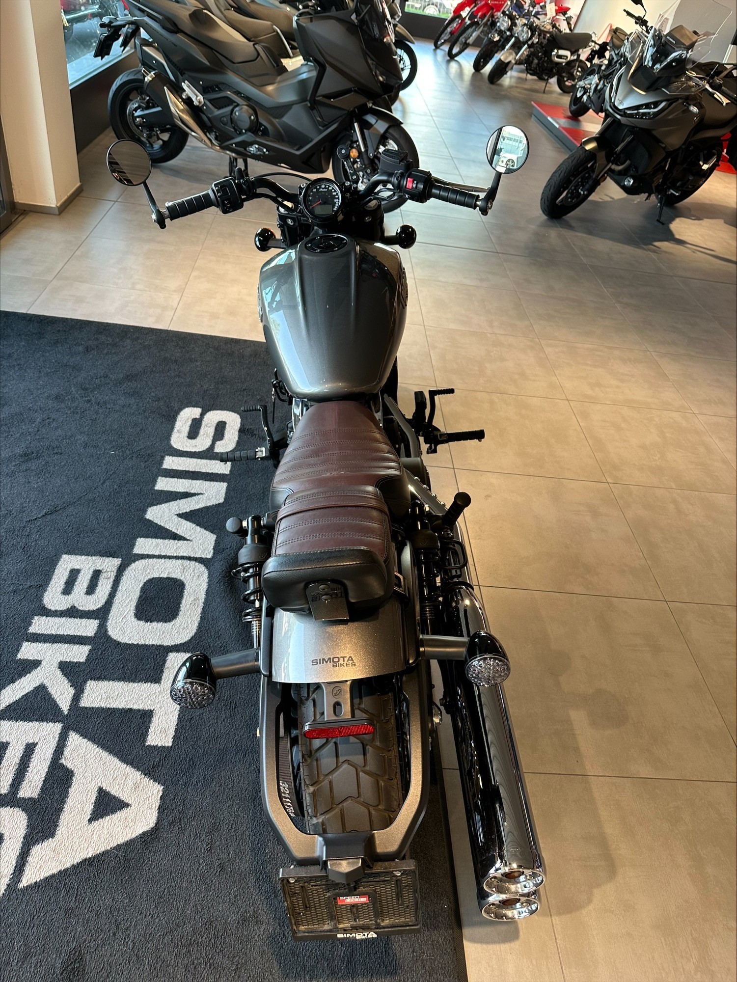 INDIAN Scout Bobber-image-2
