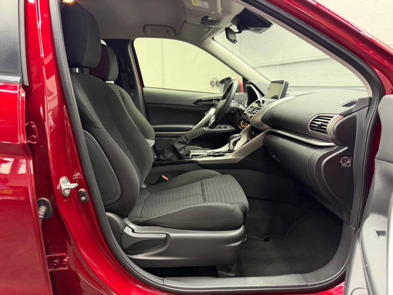MITSUBISHI Eclipse Cross 1.5 T-Mivec Value 4WD CVT-image-22