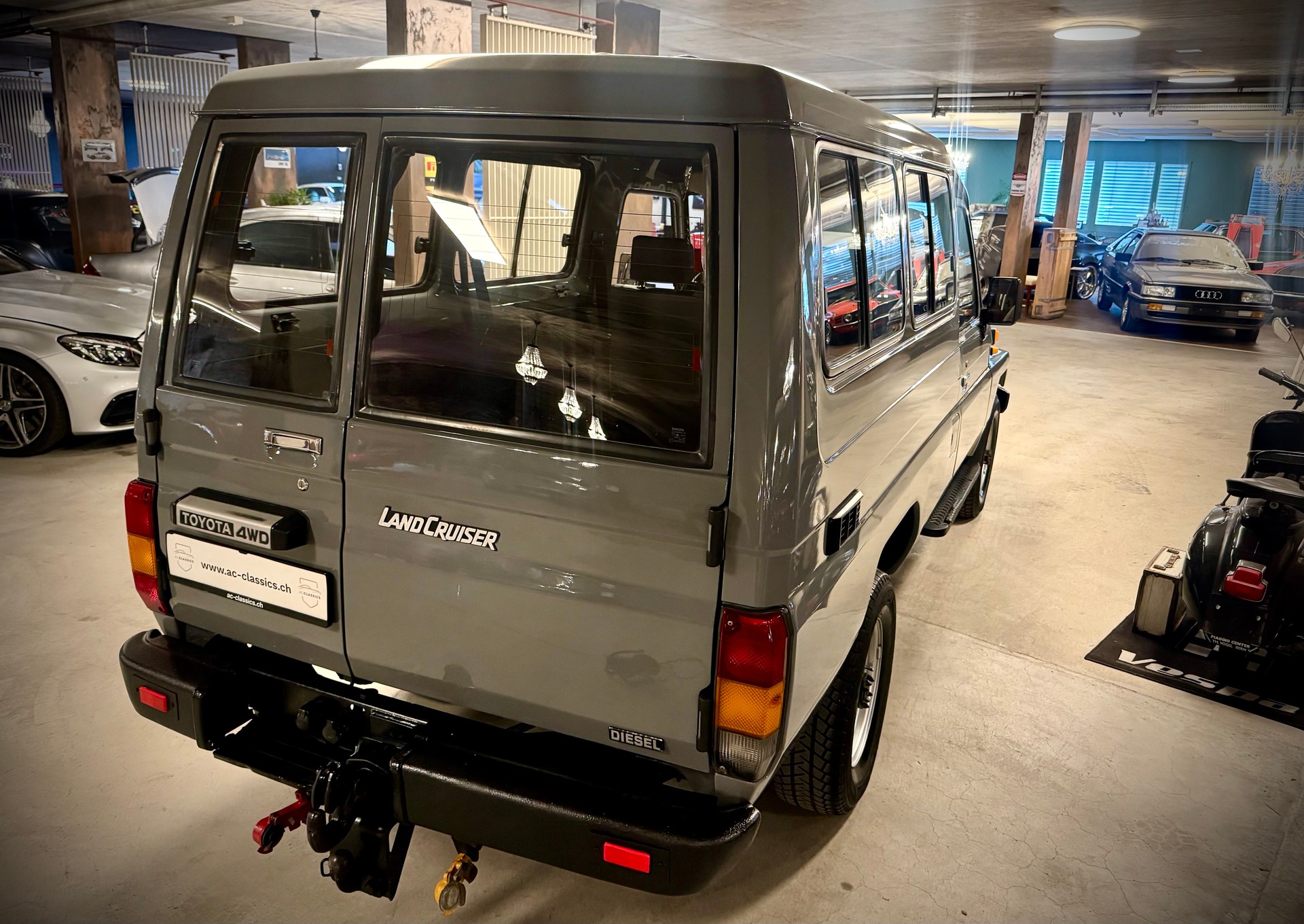 TOYOTA BJ 75 frisch restauriert-image-11