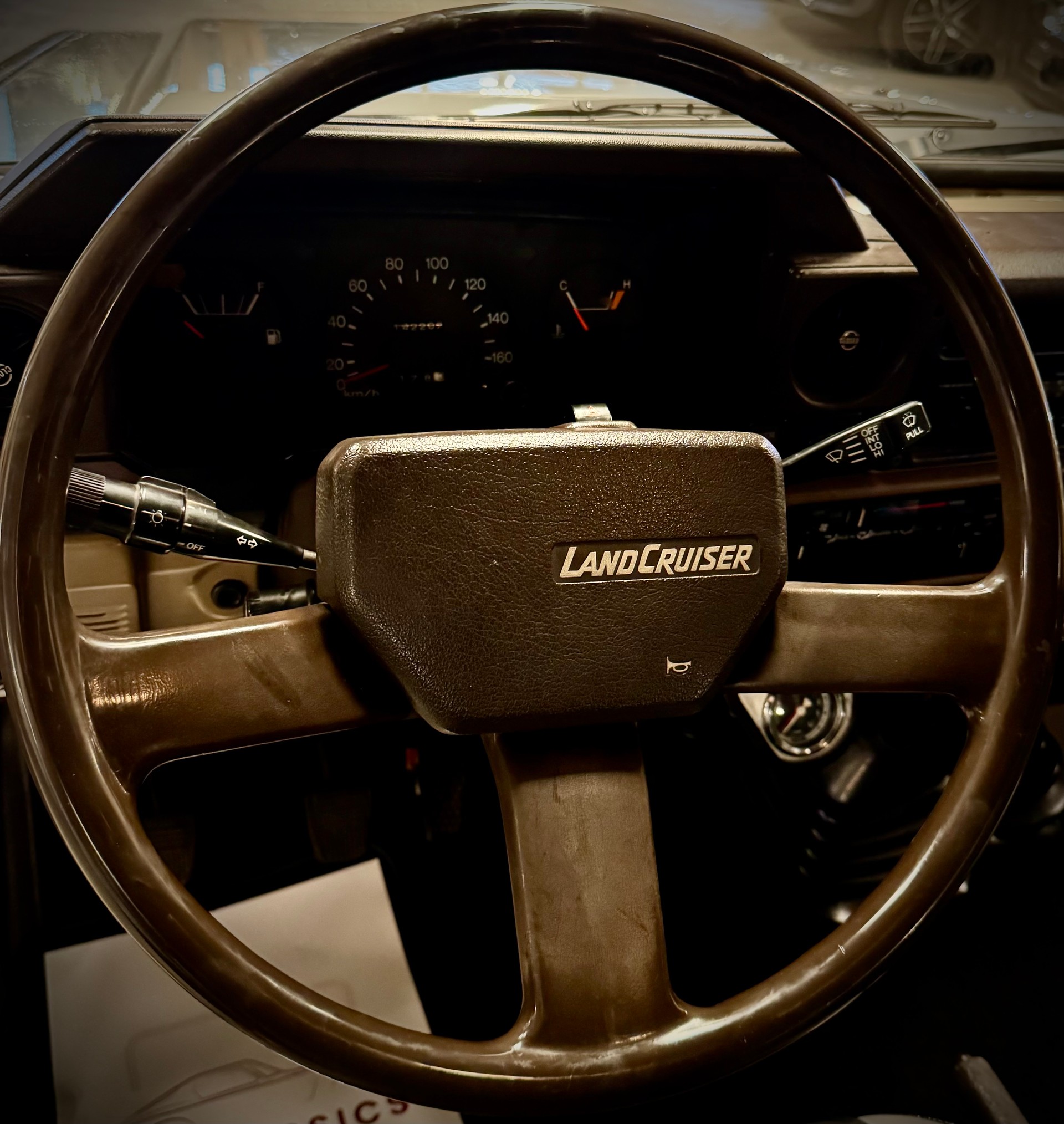 TOYOTA BJ 75 frisch restauriert-image-19