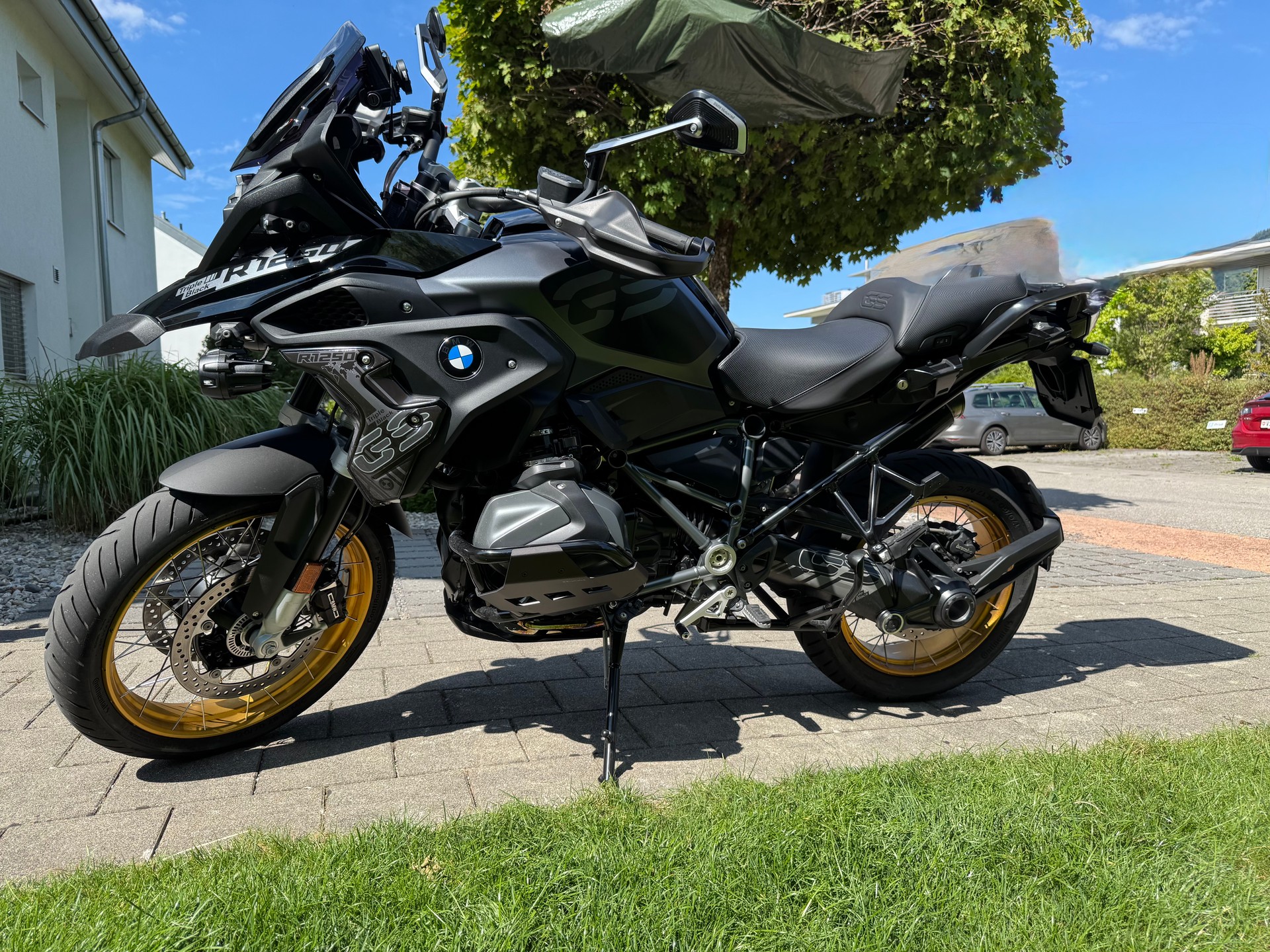 BMW R 1250 GS-image-3