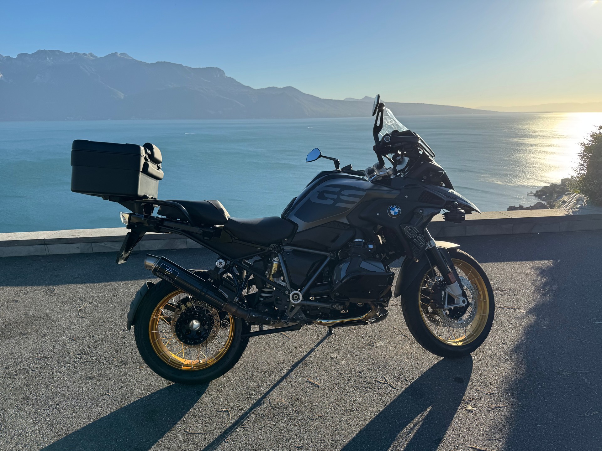 BMW R 1250 GS-image-2