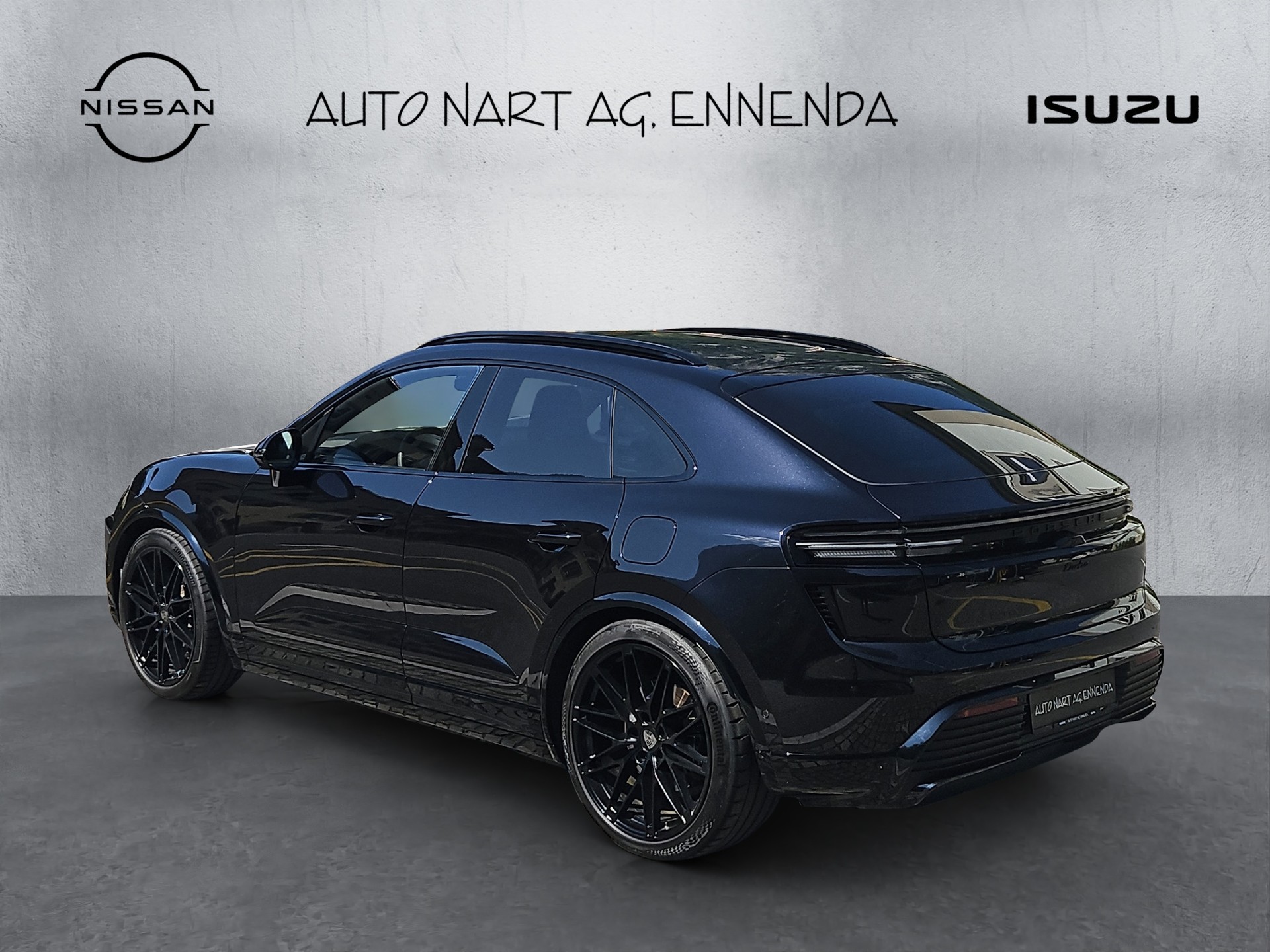 PORSCHE Macan Turbo 100kWh - 518km WLTP-showroom-element-2