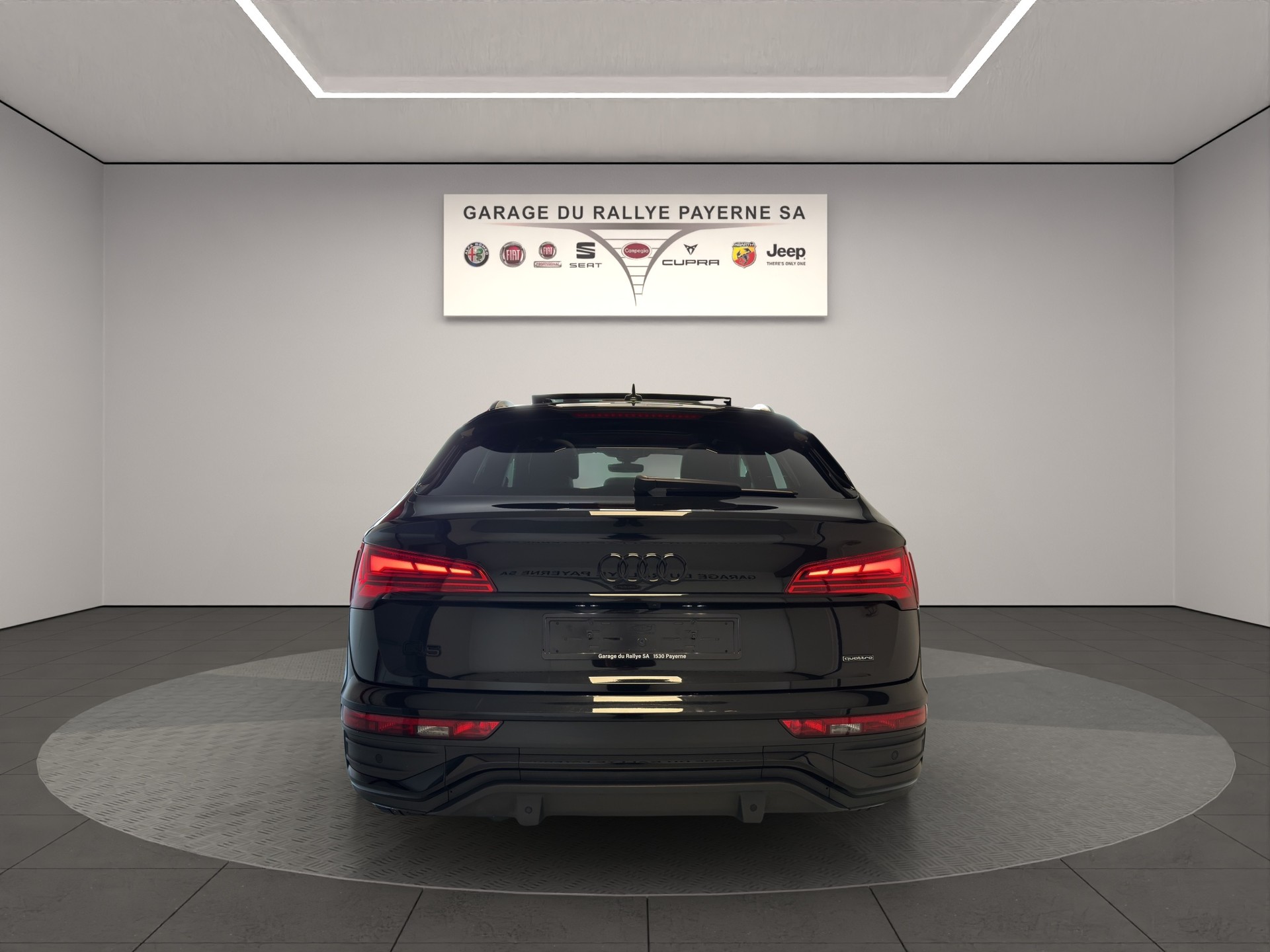 AUDI Q5 Sportback 40 TFSI S line quattro S-tronic-showroom-element-3
