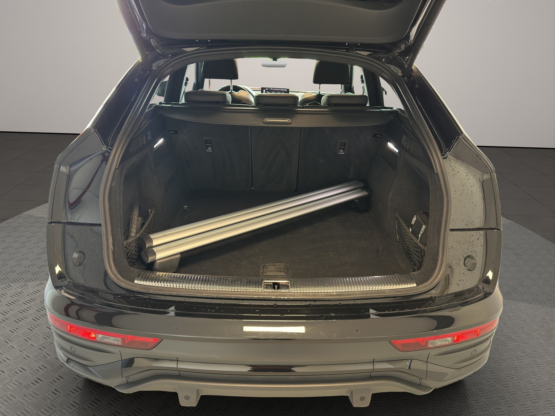AUDI Q5 Sportback 40 TFSI S line quattro S-tronic-image-6