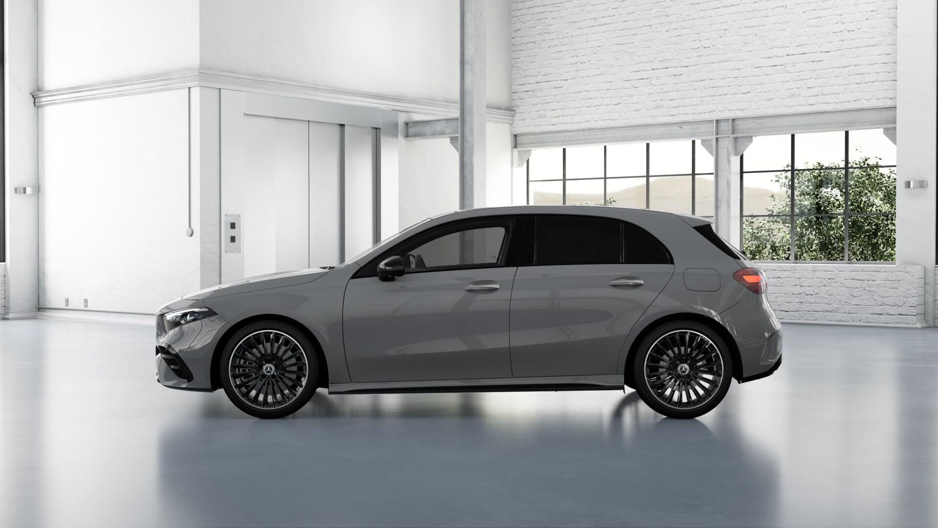 MERCEDES-BENZ A 250 AMG Line 4m-showroom-element-1