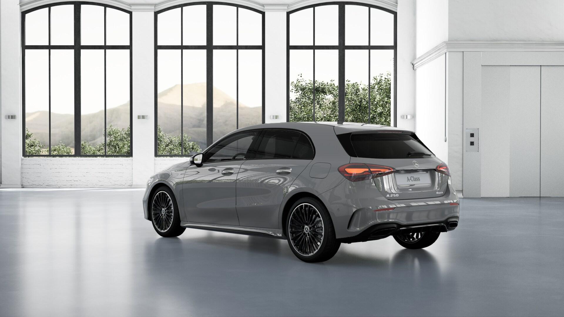 MERCEDES-BENZ A 250 AMG Line 4m-showroom-element-2