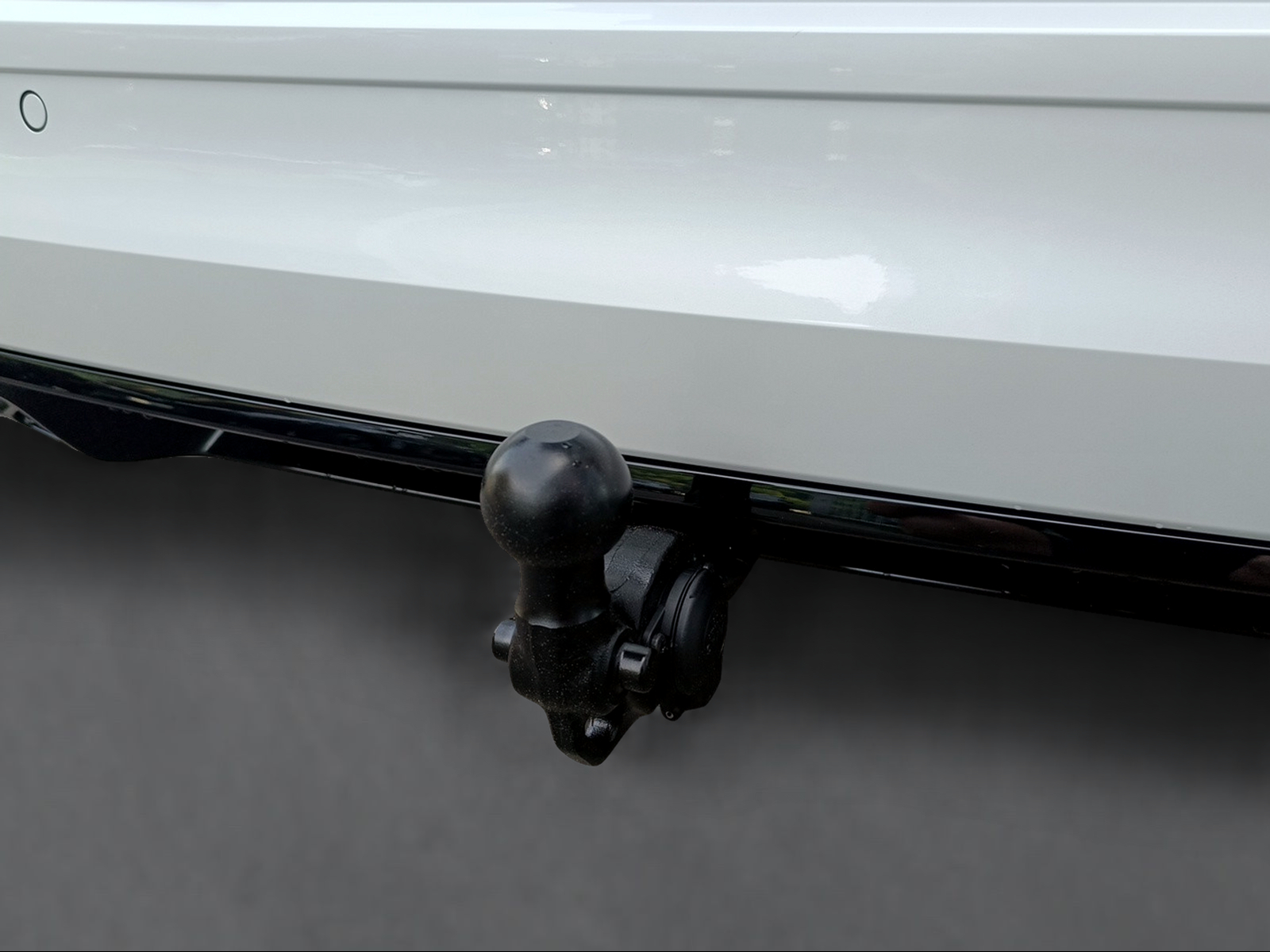VW Golf Variant 2.0 TSI R-Line DSG 4 Motion-image-10