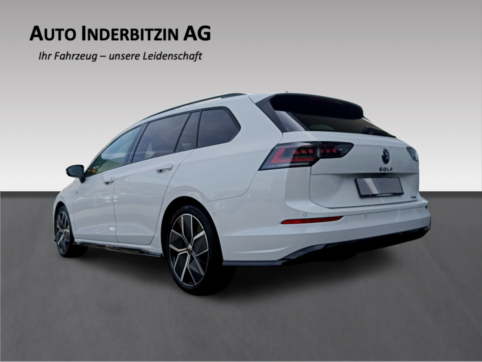 VW Golf Variant 2.0 TSI R-Line DSG 4 Motion-image-5