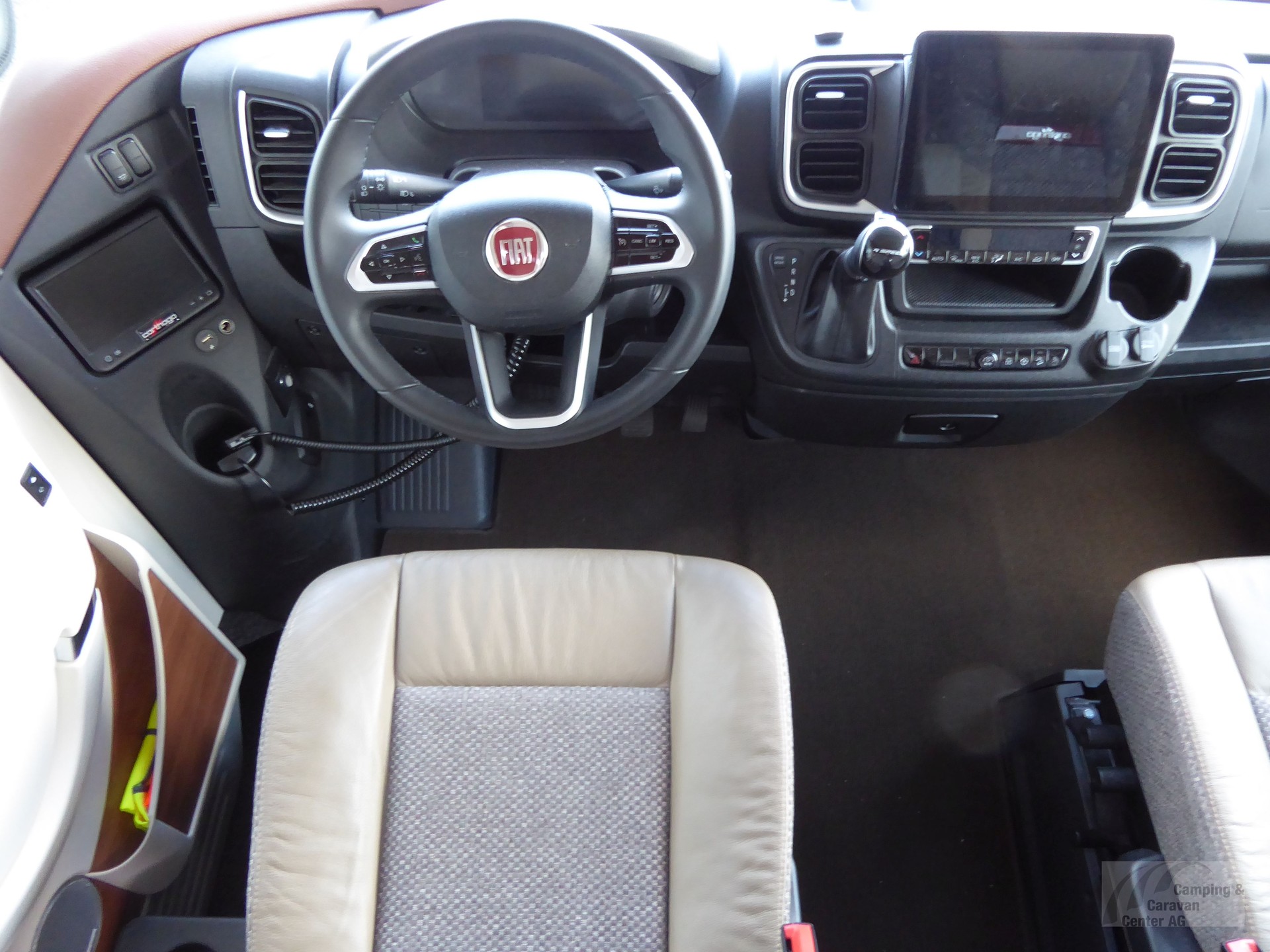 CARTHAGO chic c-line I 4.9 LE L-image-4