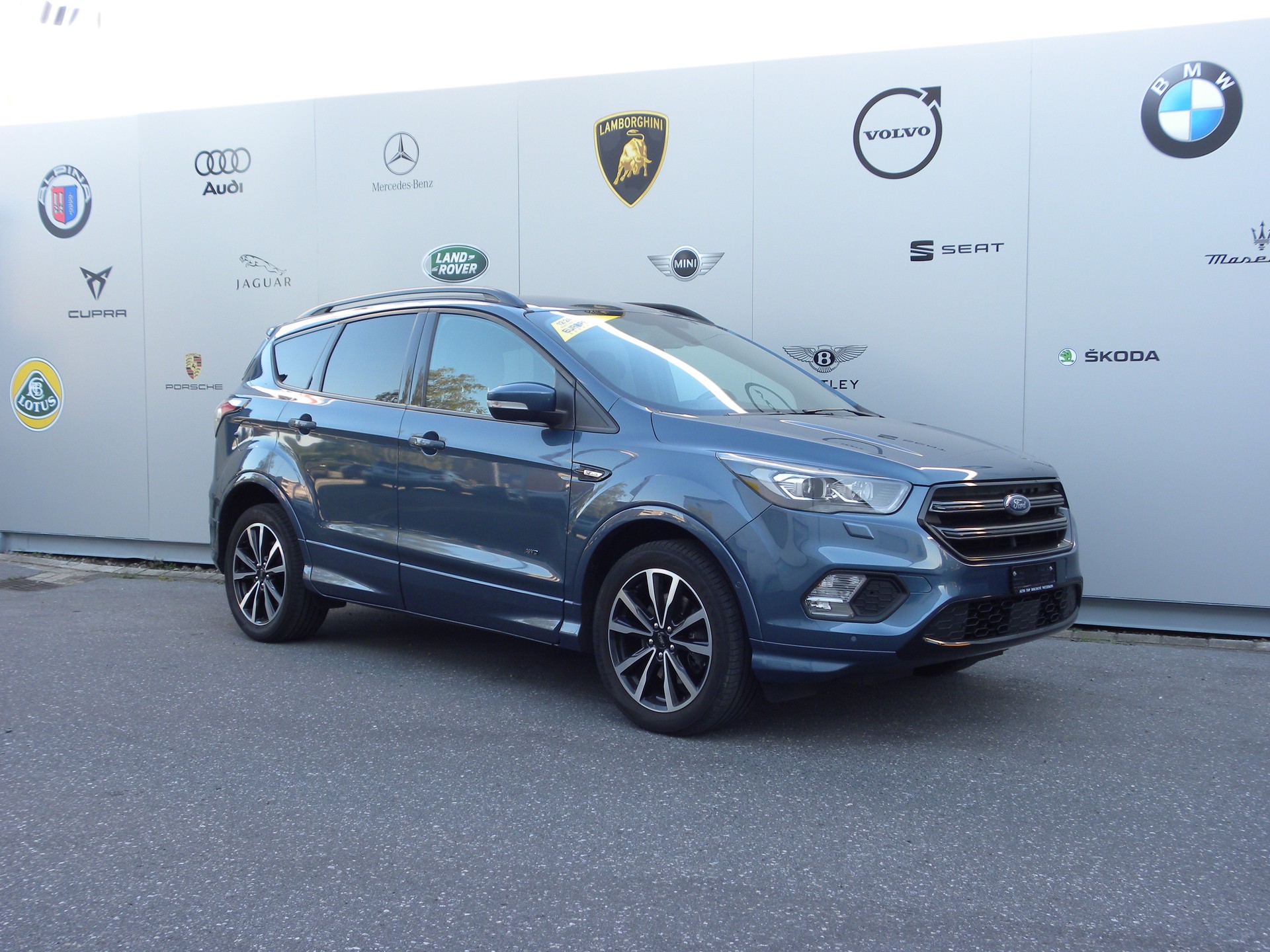 FORD Kuga 2.0 TDCi ST Line High 4WD PowerShift-image-2