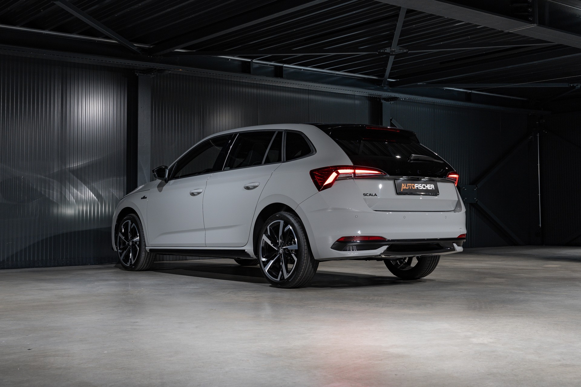 SKODA Scala 1.5 TSI Monte Carlo DSG-image-8