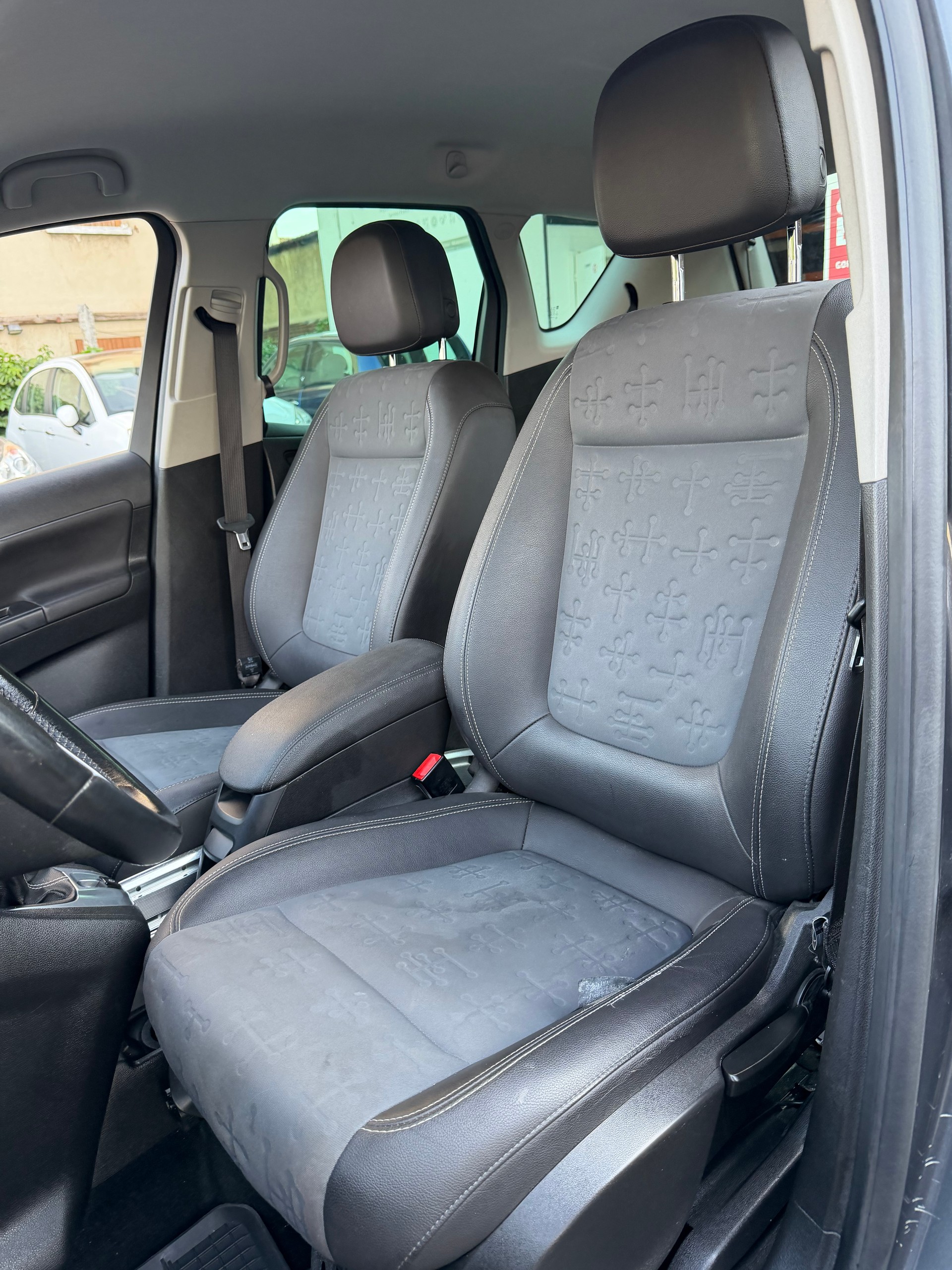 OPEL Meriva 1.4 Turbo Cosmo-image-10