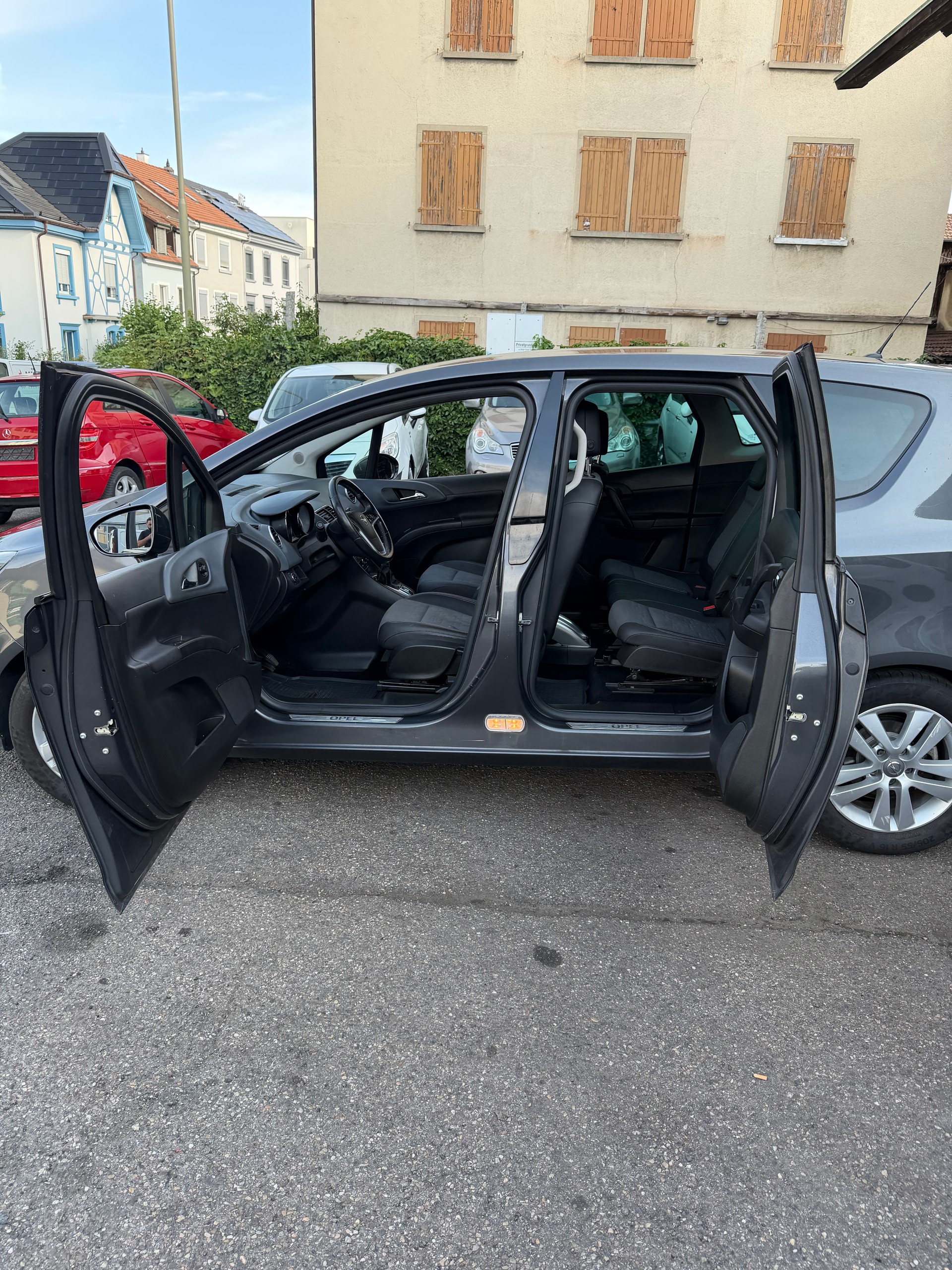 OPEL Meriva 1.4 Turbo Cosmo-image-4