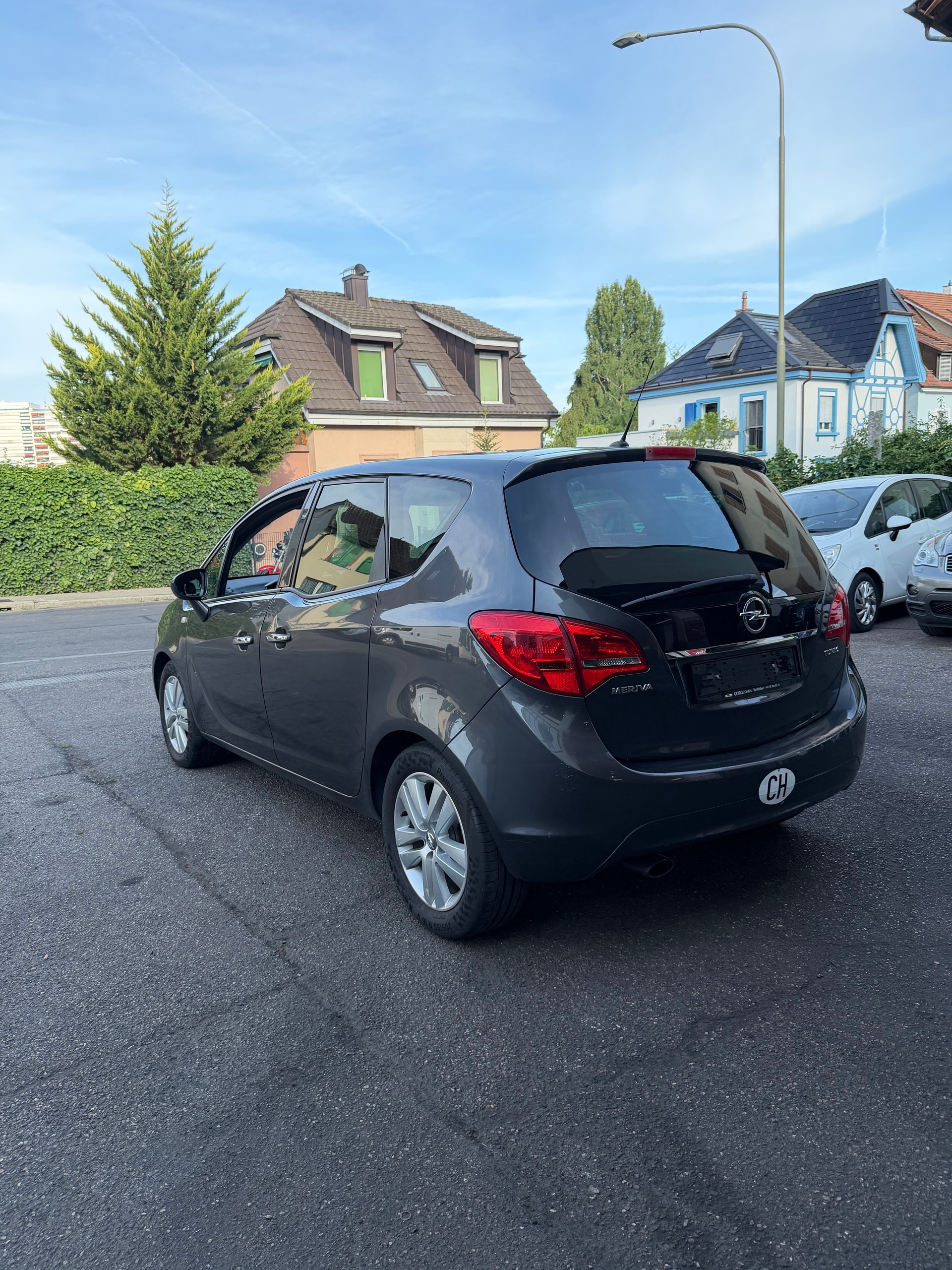 OPEL Meriva 1.4 Turbo Cosmo-image-3