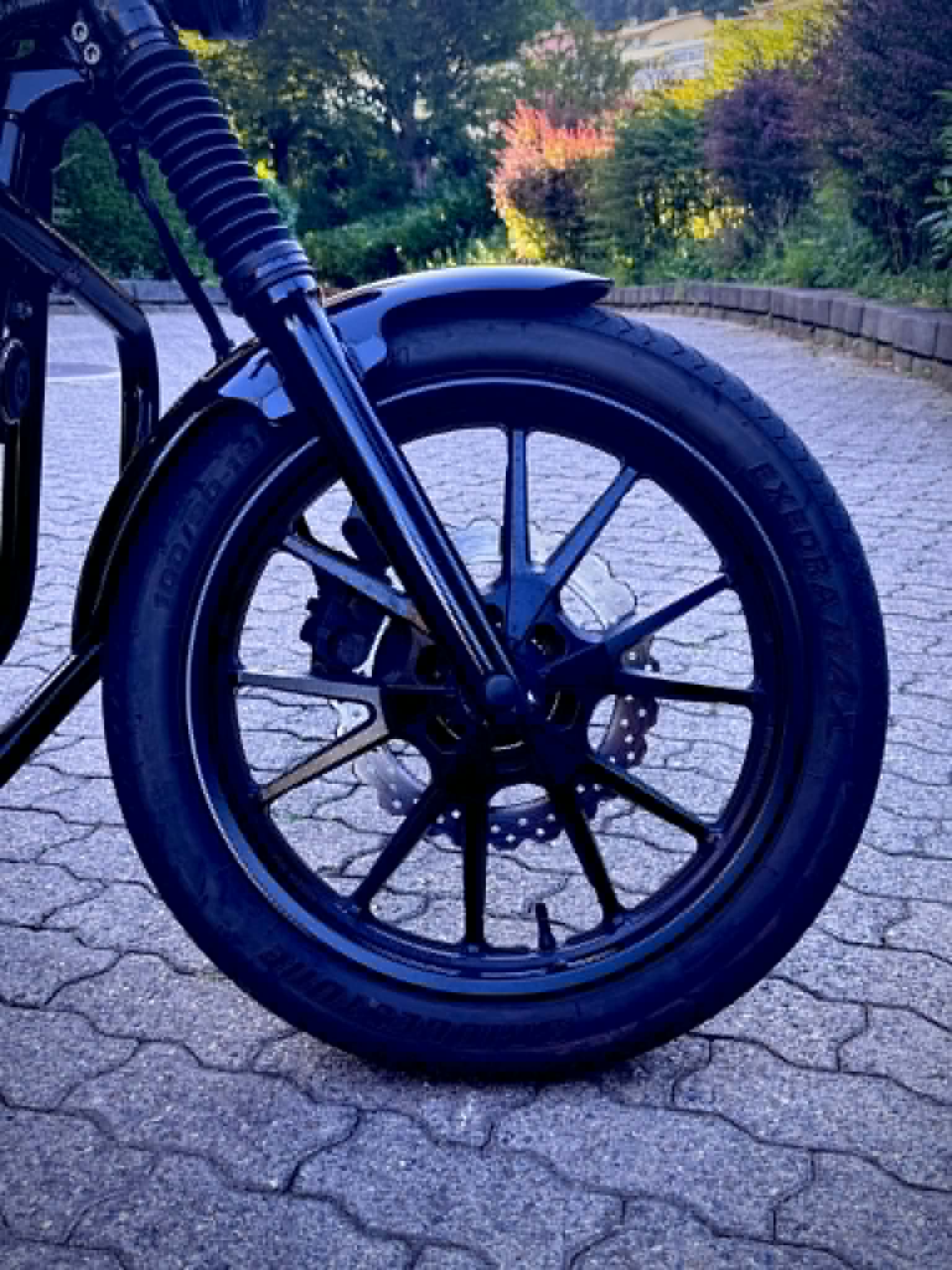 YAMAHA XV 950 R ABS-image-4