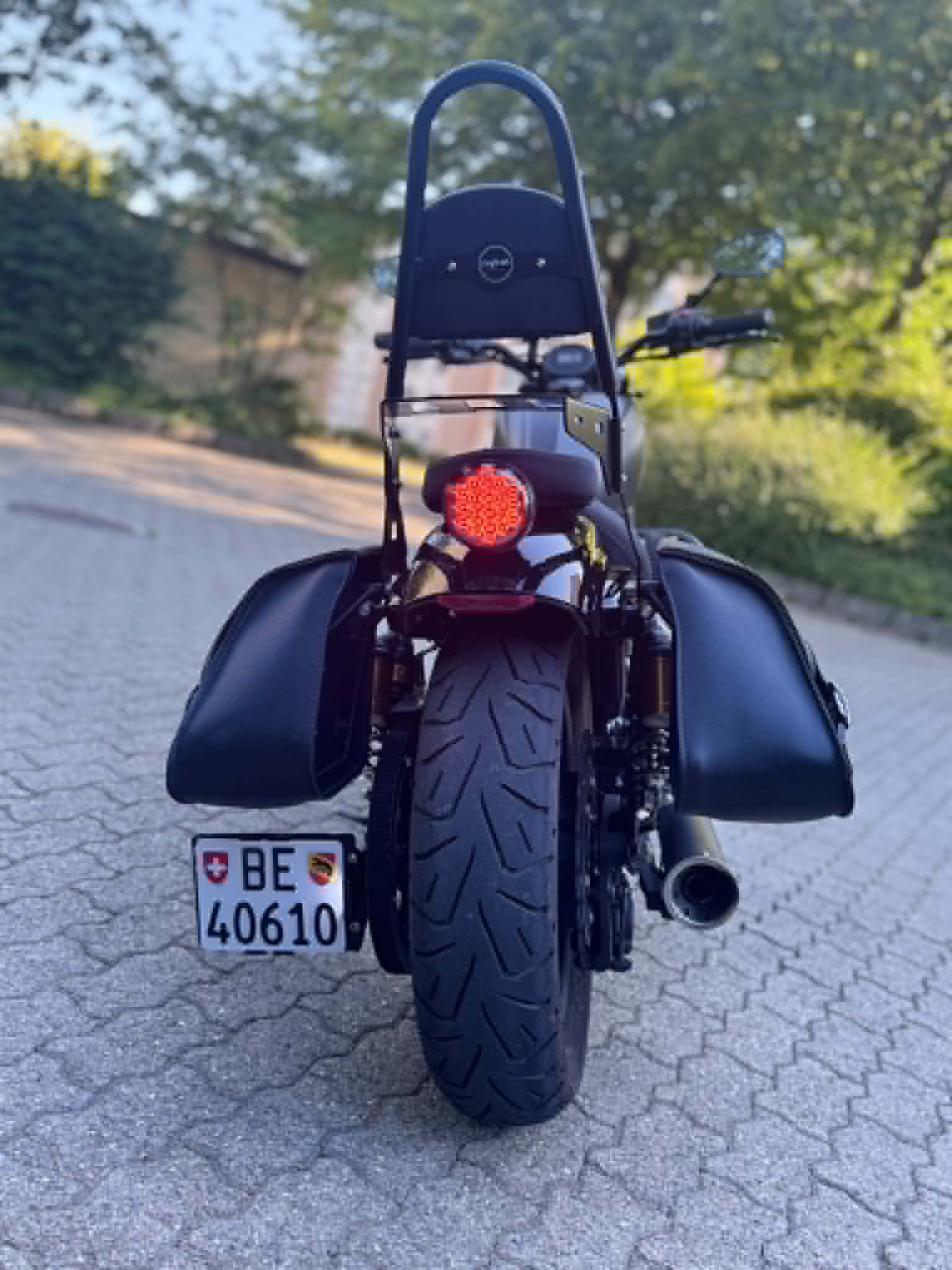 YAMAHA XV 950 R ABS-image-5