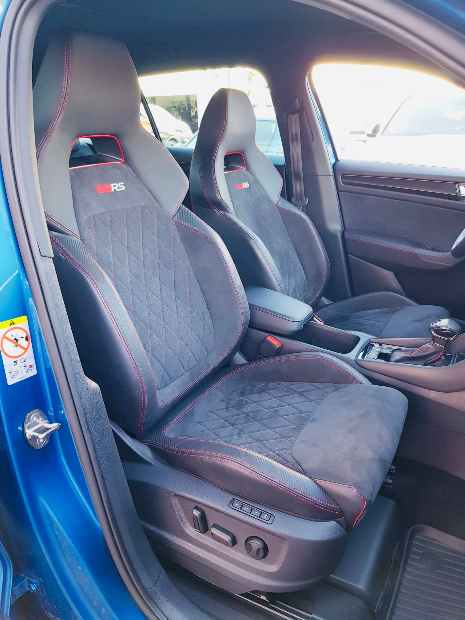 SKODA Kodiaq 2.0 Bi-TDI SCR RS 4x4 DSG-image-8