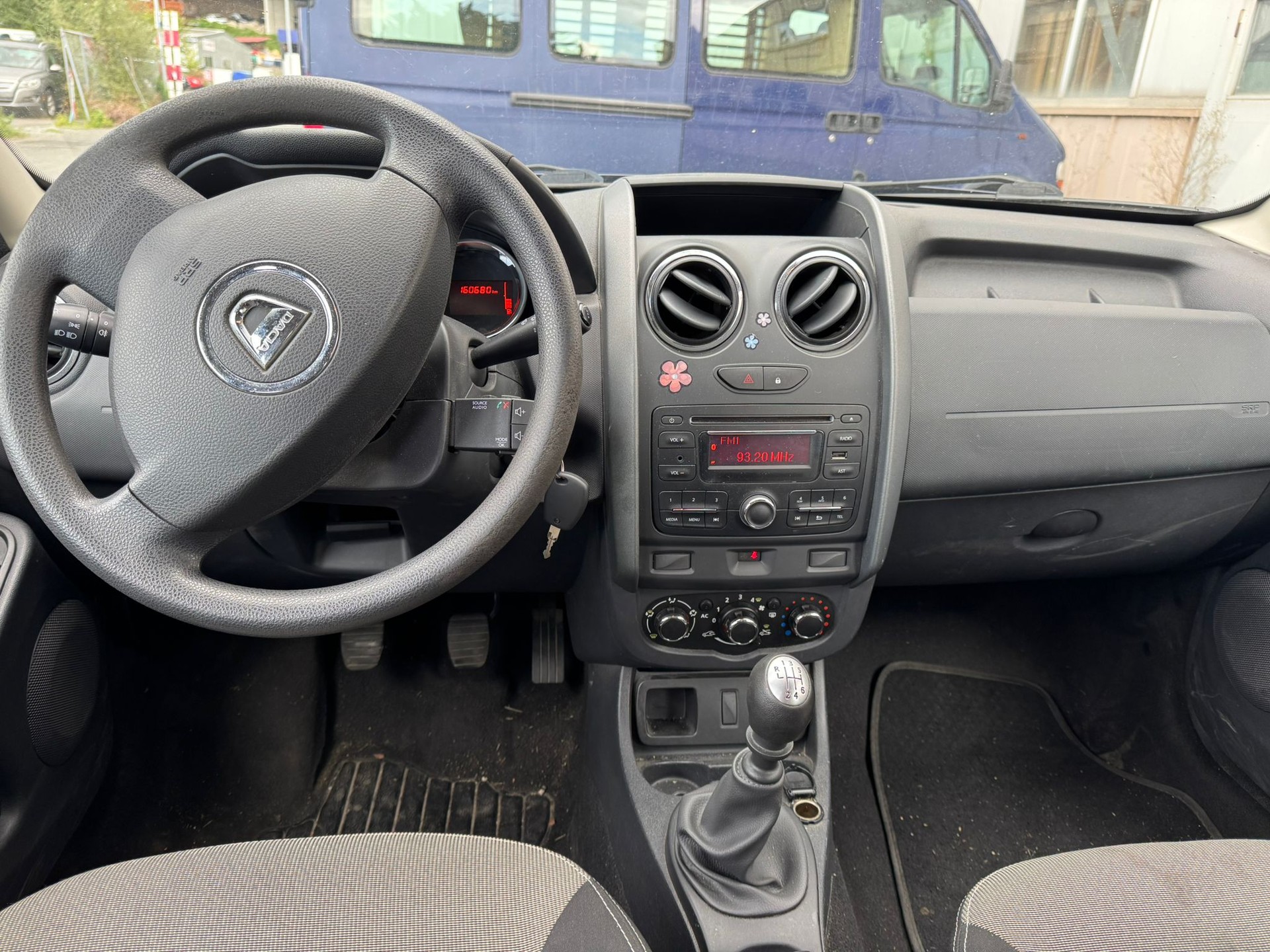 DACIA Duster 1.2 T Ambiance 4x2-image-4