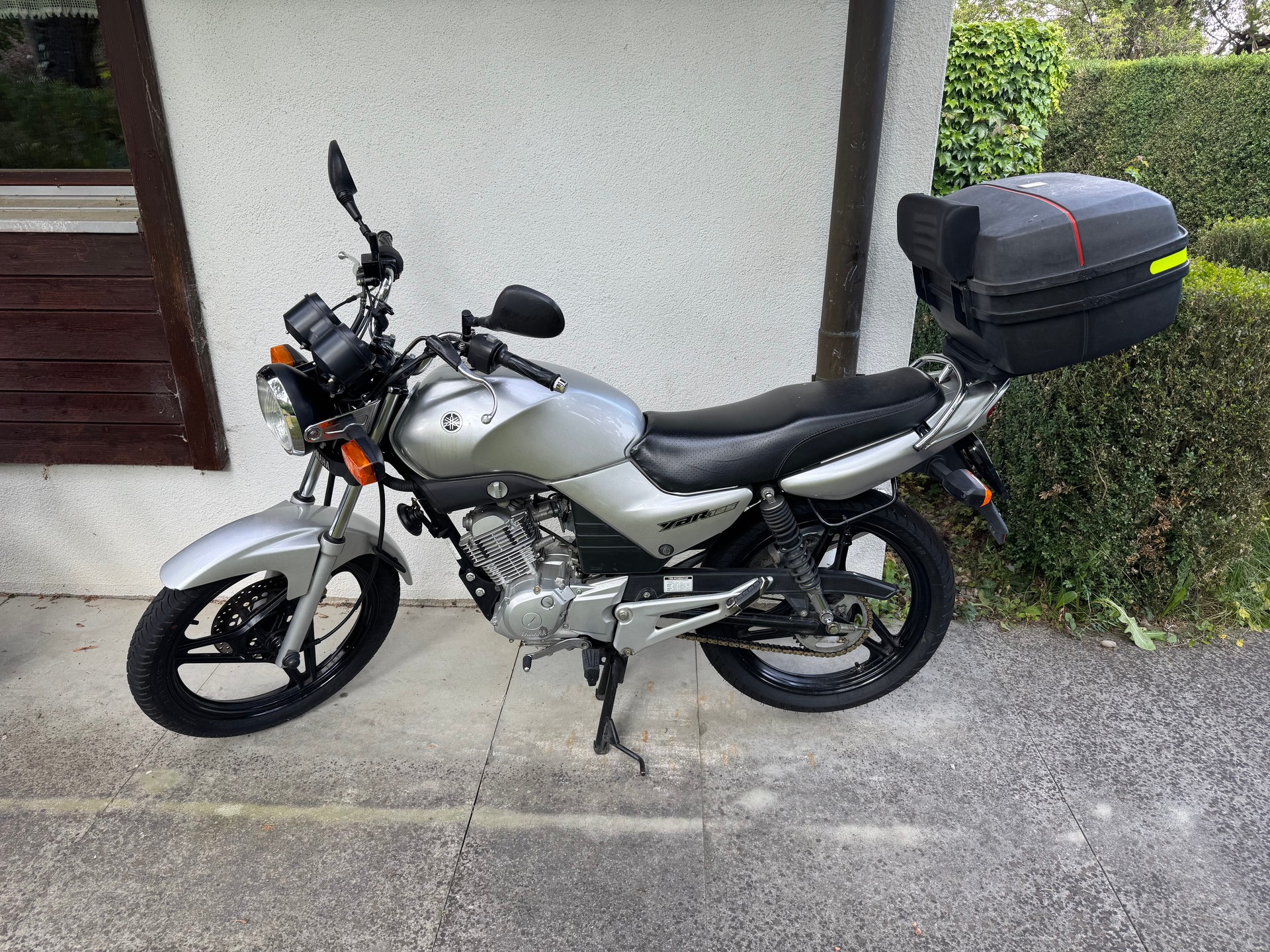 YAMAHA YBR 125