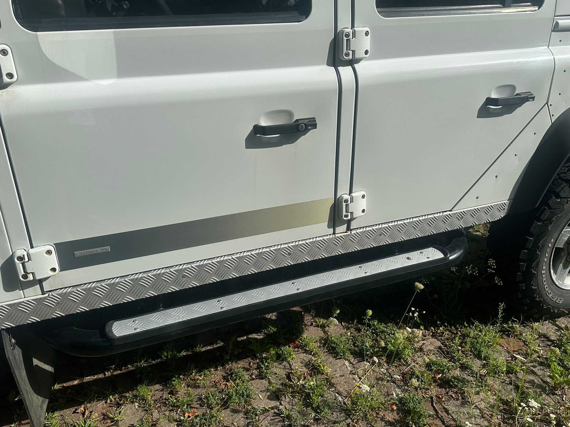 LAND ROVER 2.2 TD4 SW Legend-image-4