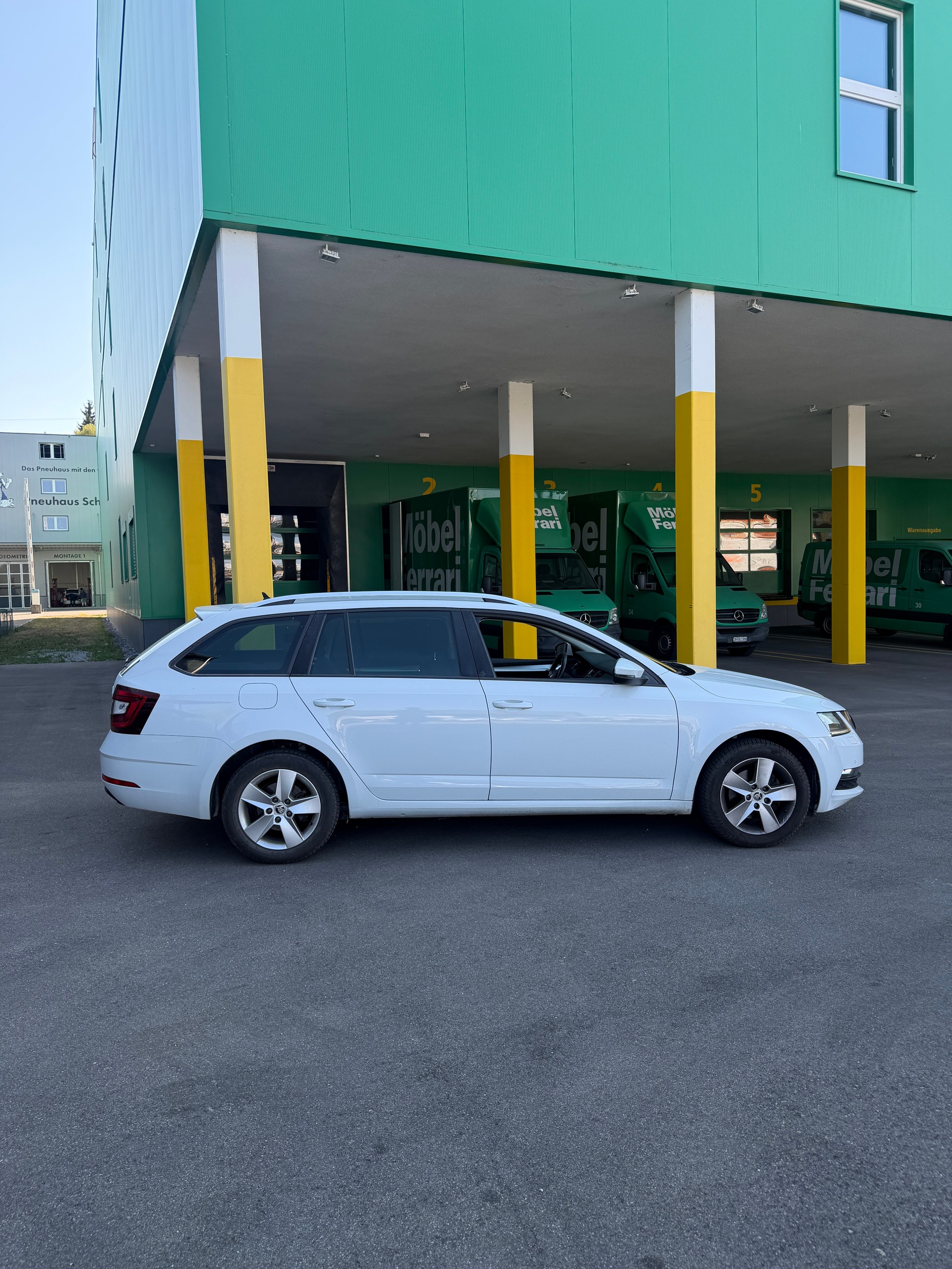 SKODA Octavia Combi 1.4 TSI G-tec Style CNG DSG-image-7