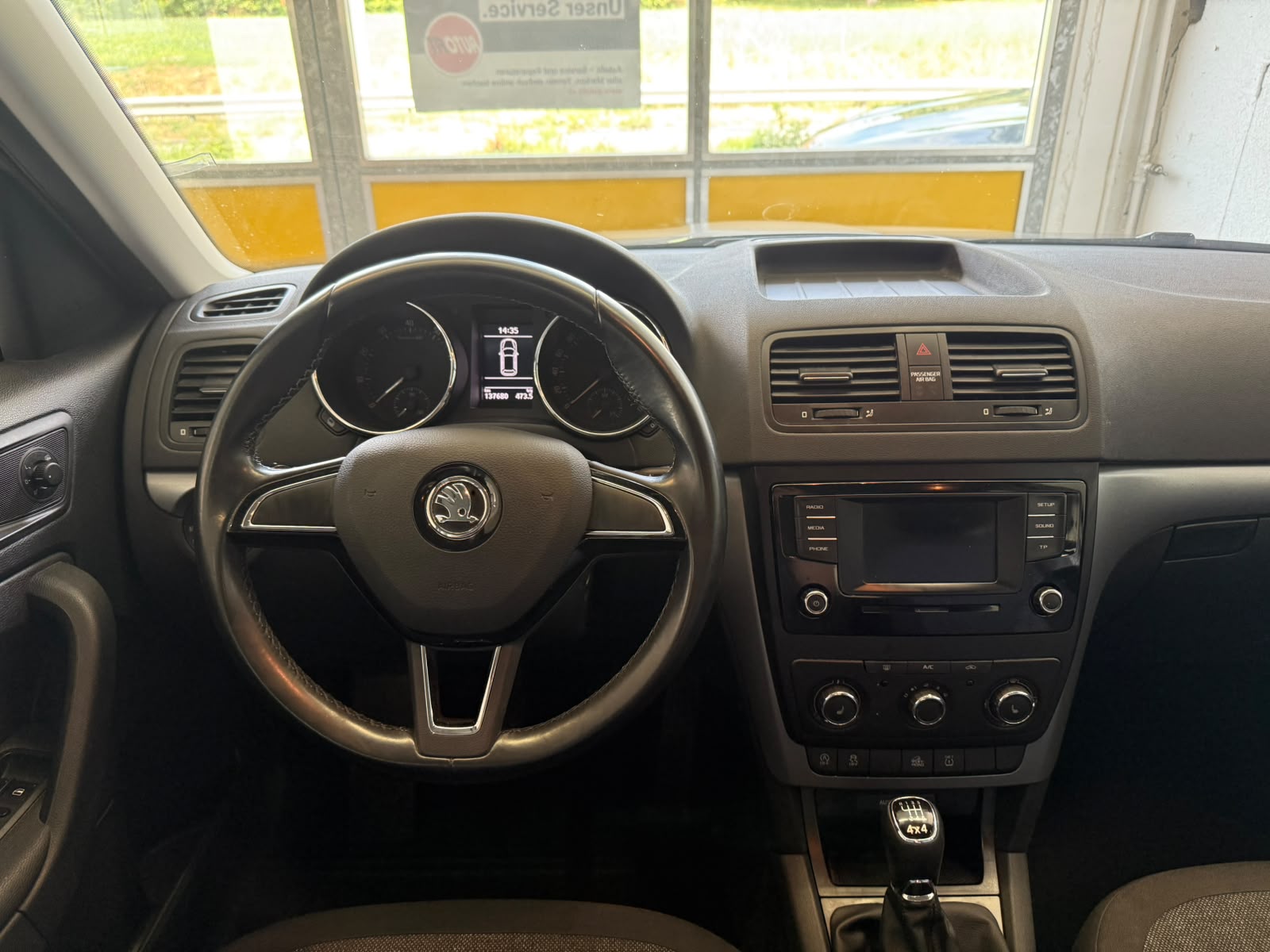 SKODA Yeti 1.4 TSI Ambition 4x4 1,8T AHK-image-7