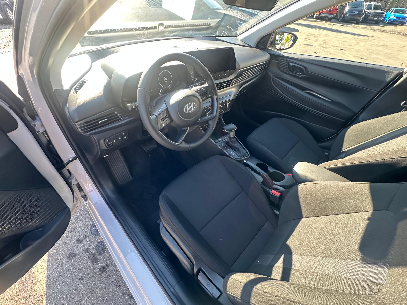 HYUNDAI i20 1.0 T-GDi Amplia GO! DCT-image-9