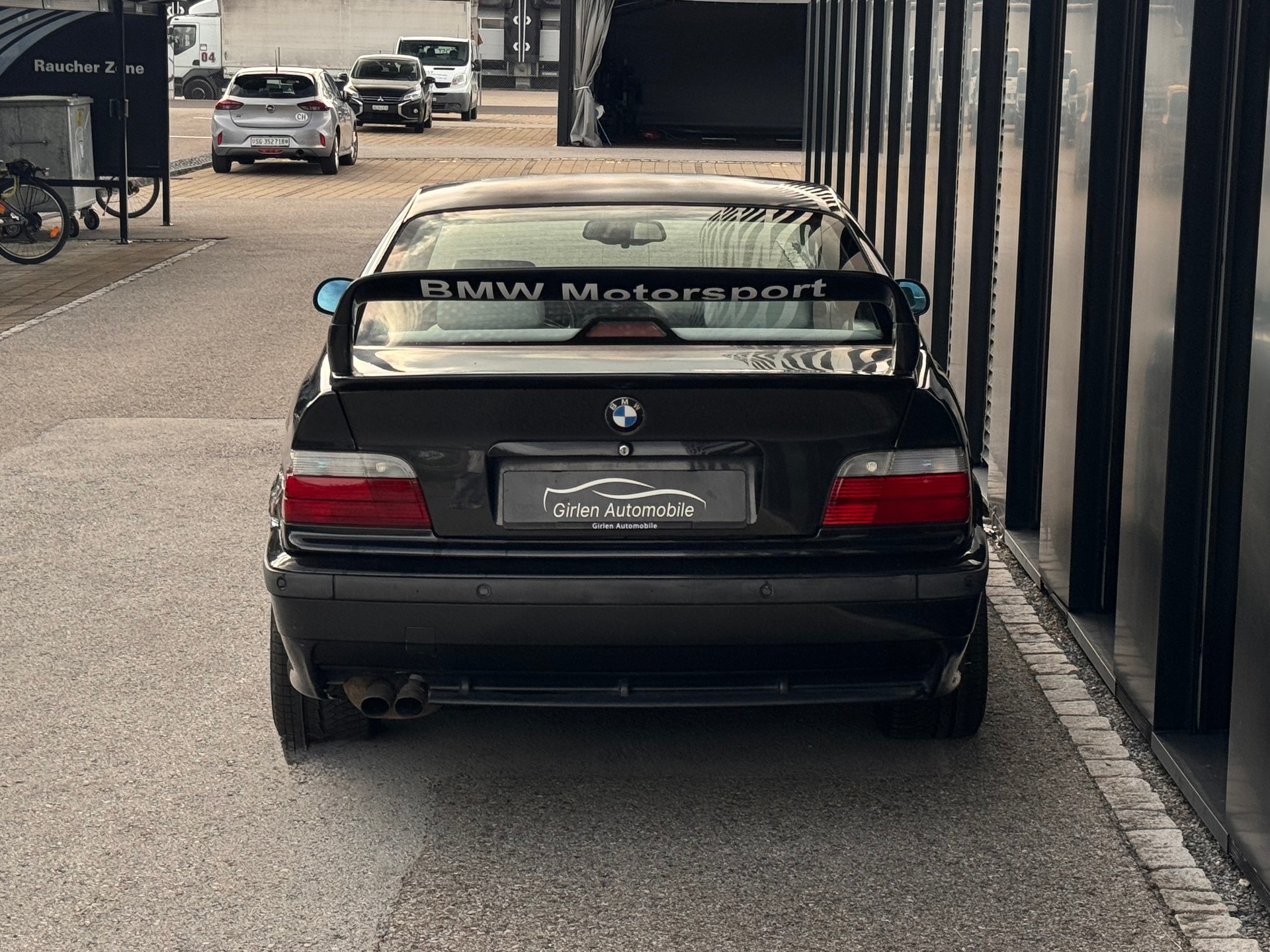 BMW 328i Coupé-image-5